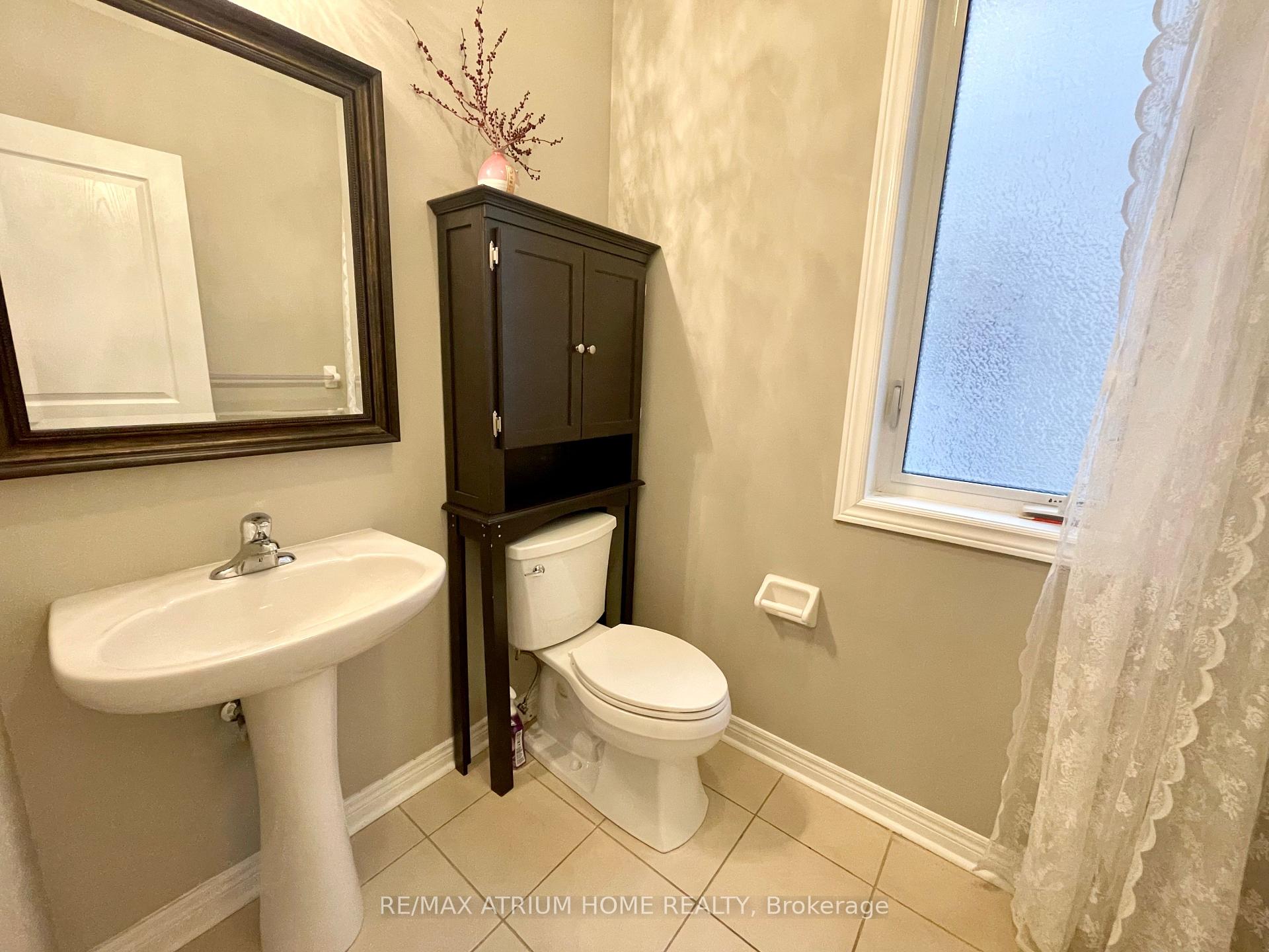 Photo 3 of 55 Hua Du Avenue, Markham, Berczy — HOMEH