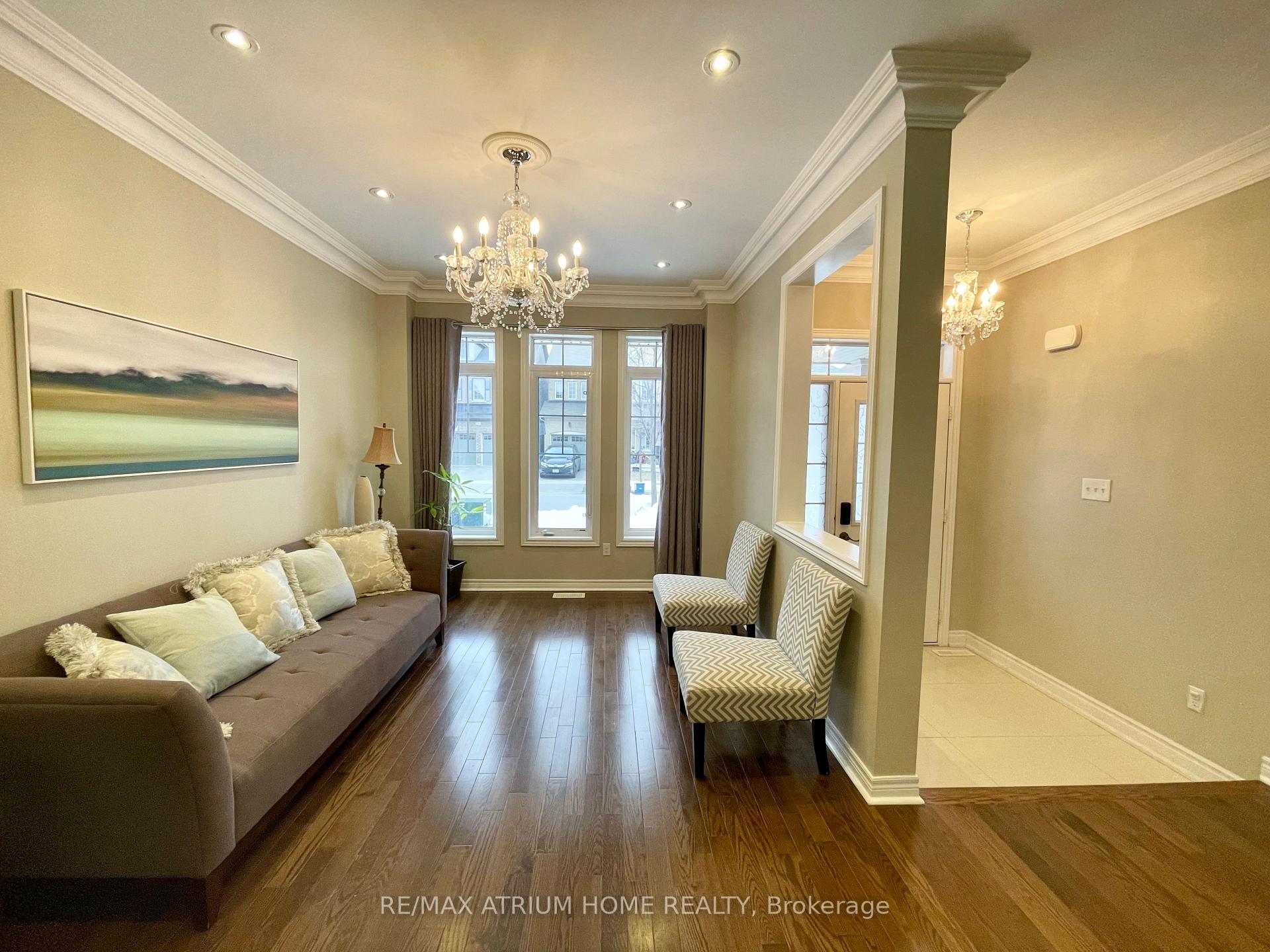 Photo 4 of 55 Hua Du Avenue, Markham, Berczy — HOMEH