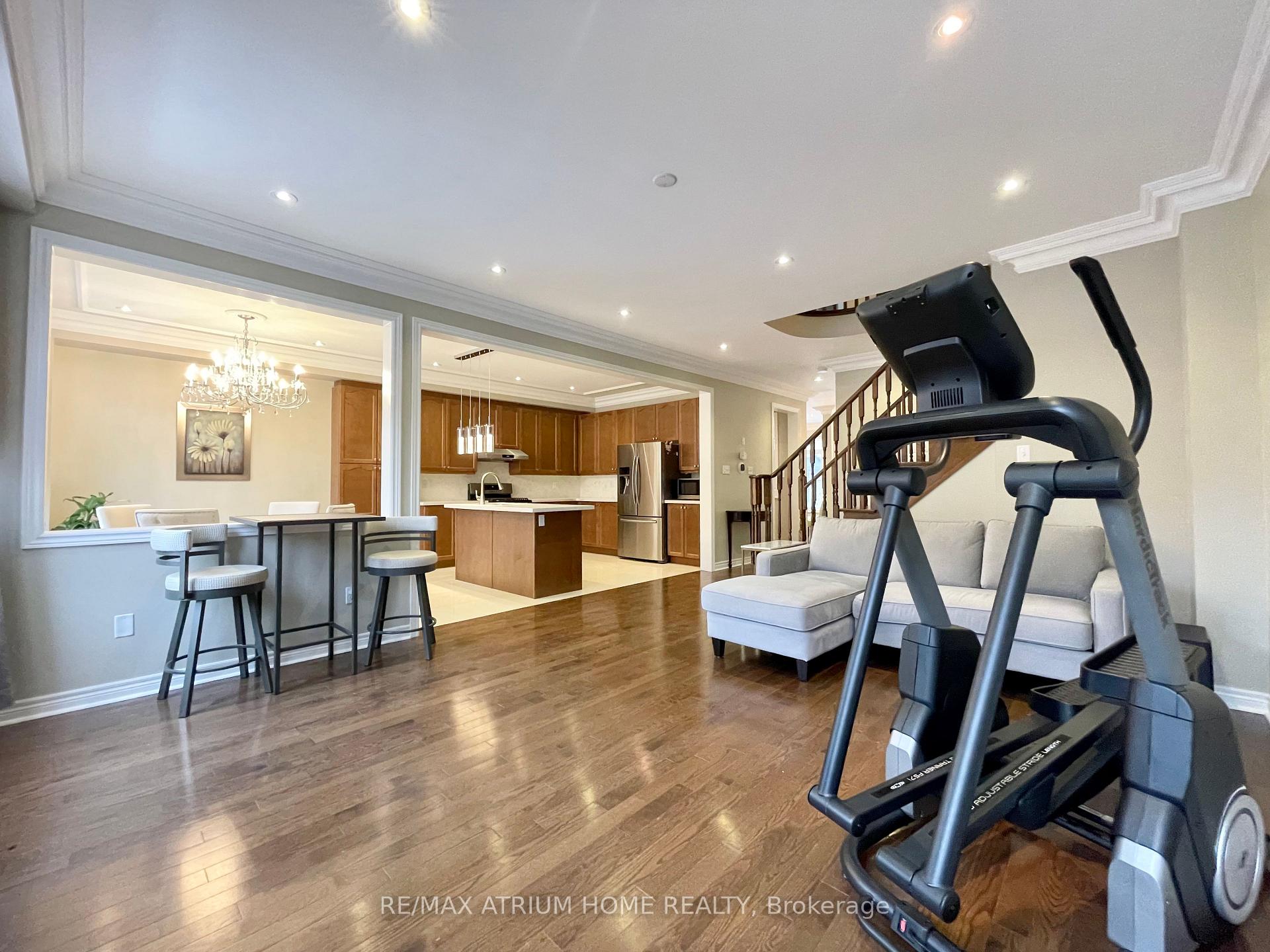 Photo 20 of 55 Hua Du Avenue, Markham, Berczy — HOMEH