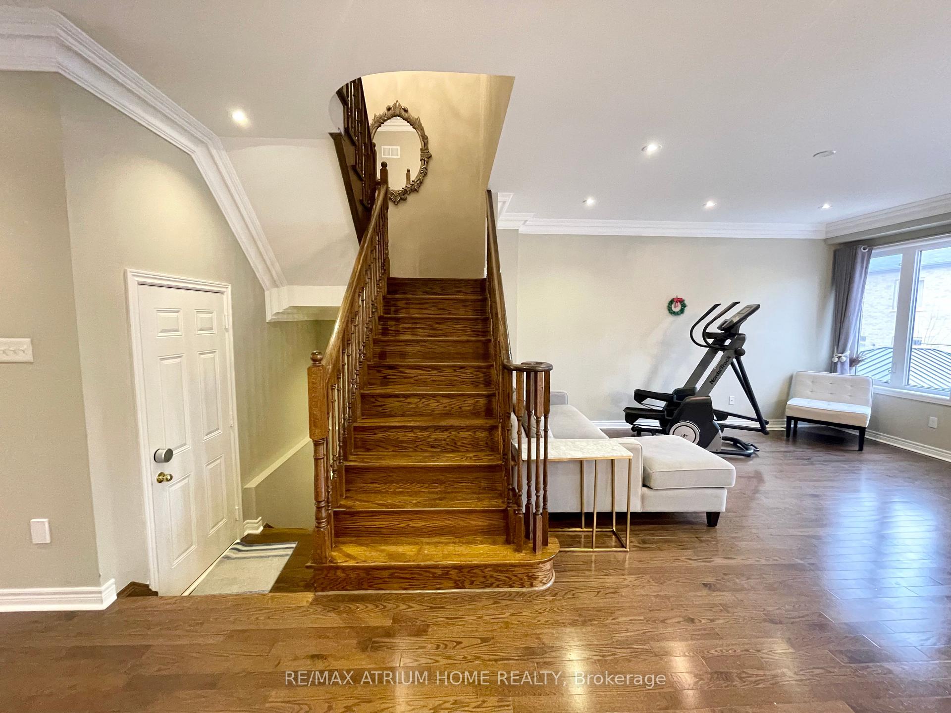 Photo 21 of 55 Hua Du Avenue, Markham, Berczy — HOMEH