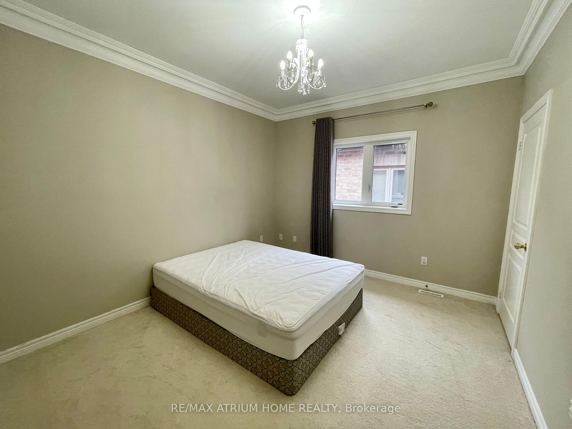 Photo 27 of 55 Hua Du Avenue, Markham, Berczy — HOMEH
