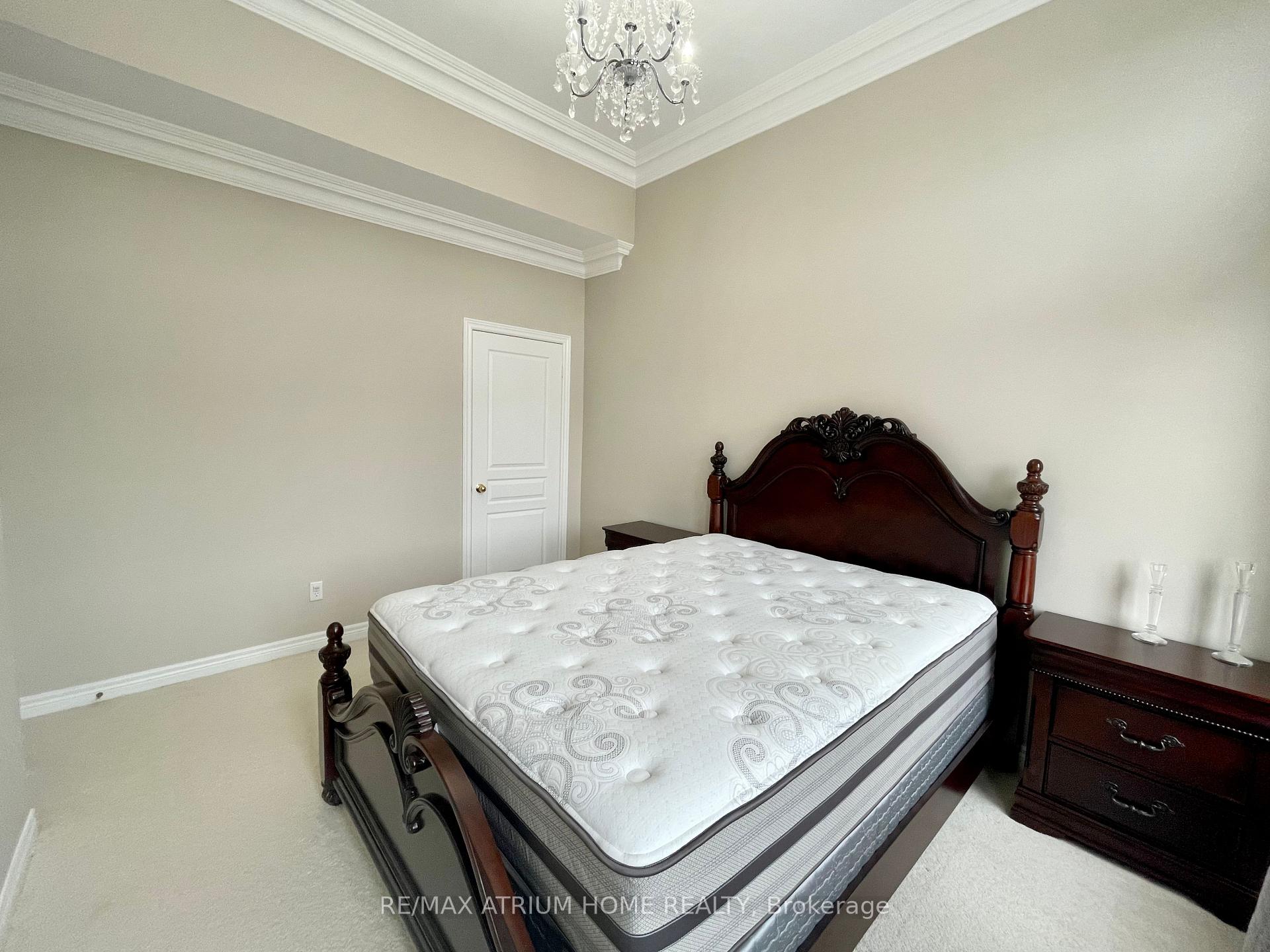 Photo 32 of 55 Hua Du Avenue, Markham, Berczy — HOMEH