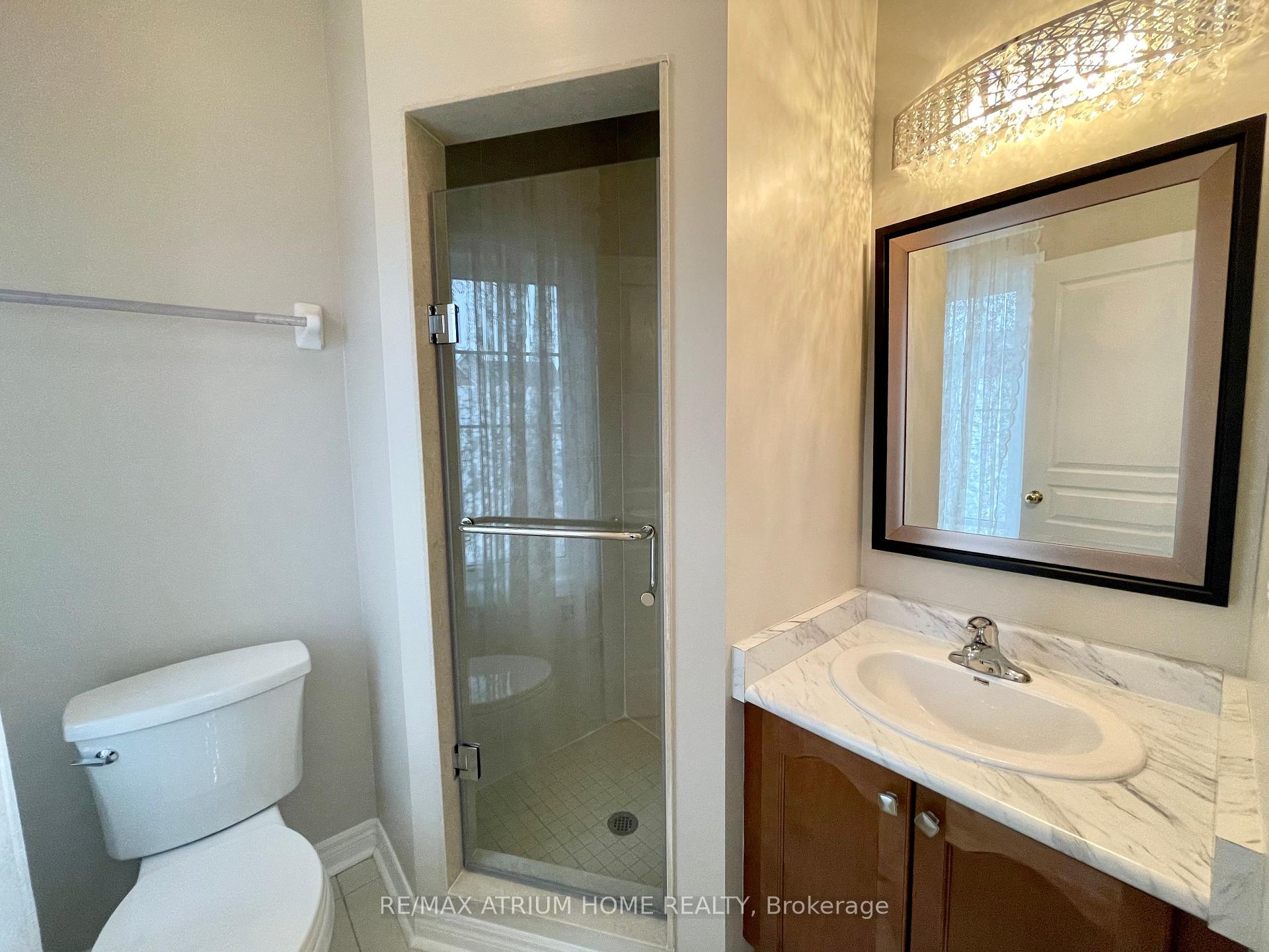 Photo 33 of 55 Hua Du Avenue, Markham, Berczy — HOMEH