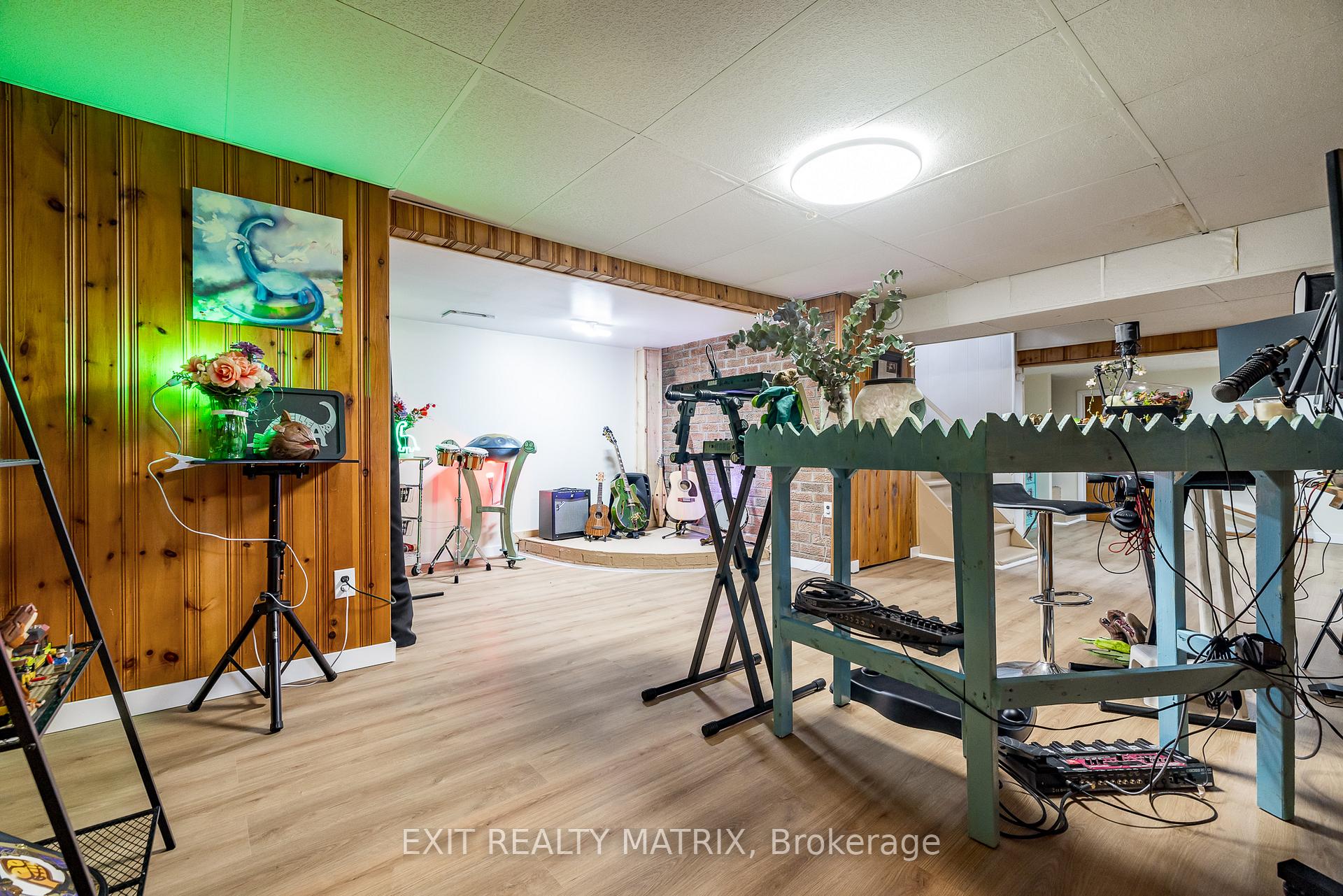 Photo 15 of 160 Constance Lake Road, Ottawa, Kanata - Kanata (North East) — HOMEH