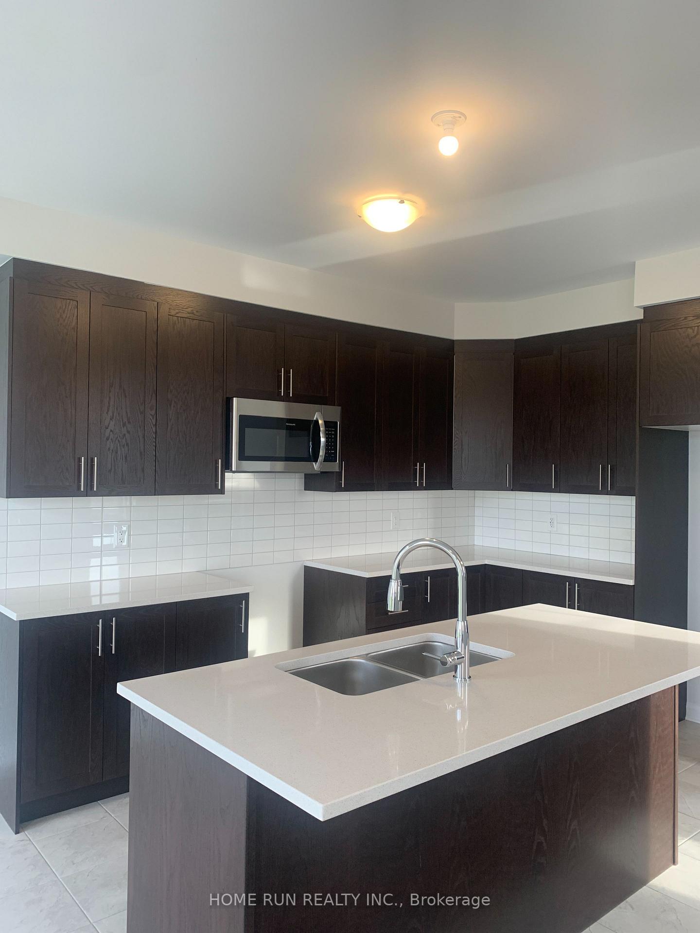 Photo 6 of 224 Invention Boulevard N, Ottawa, Kanata - Morgan's Grant/South March — HOMEH