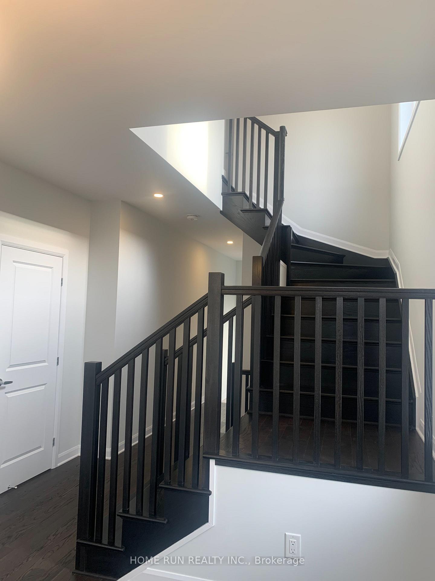 Photo 9 of 224 Invention Boulevard N, Ottawa, Kanata - Morgan's Grant/South March — HOMEH