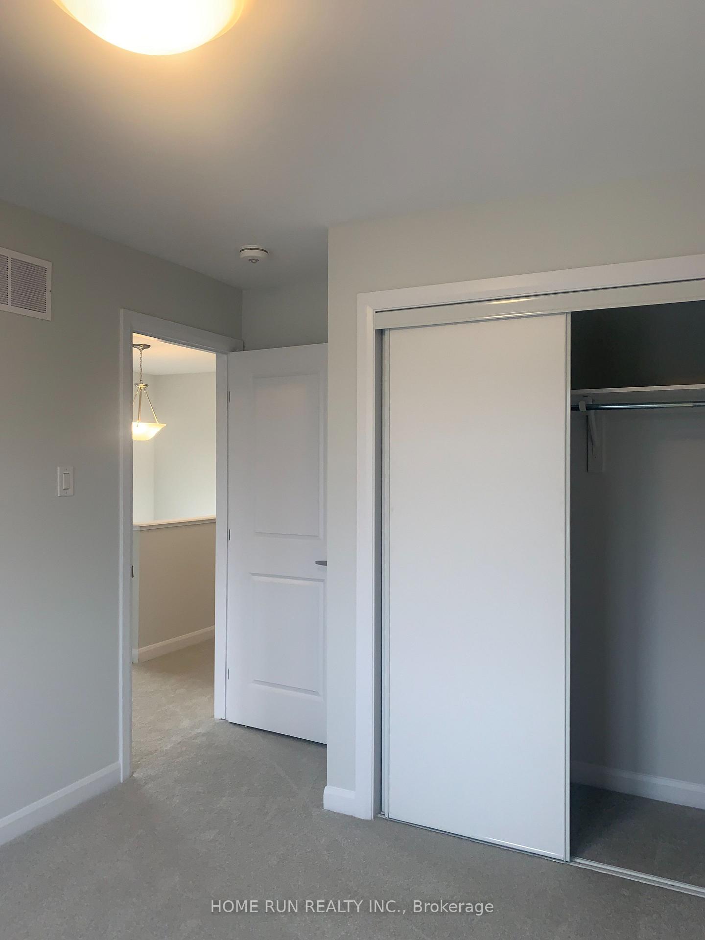 Photo 18 of 224 Invention Boulevard N, Ottawa, Kanata - Morgan's Grant/South March — HOMEH
