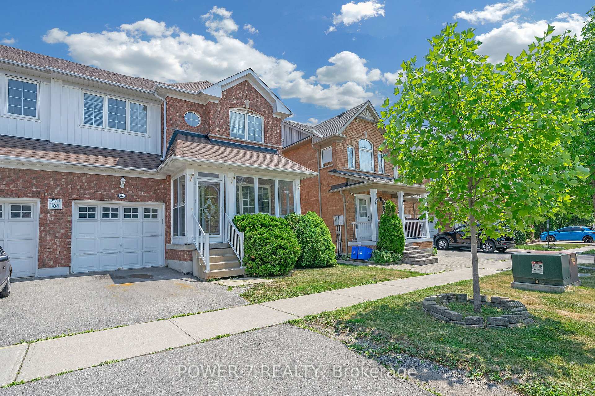 Photo 2 of 47 Trailsbrook Terrace, Markham, Wismer — HOMEH