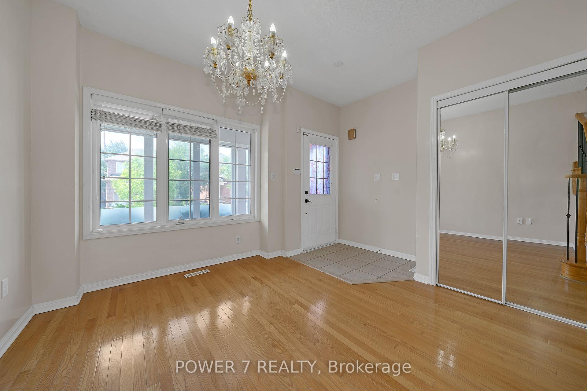 Photo 10 of 47 Trailsbrook Terrace, Markham, Wismer — HOMEH