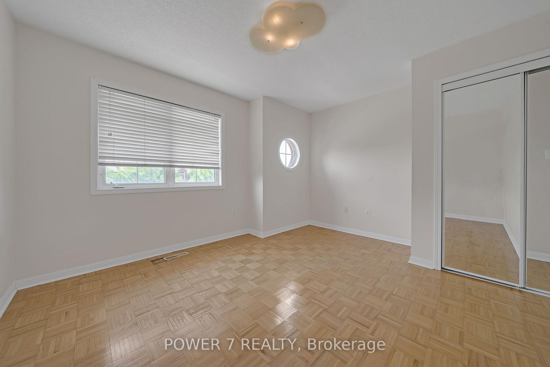 Photo 24 of 47 Trailsbrook Terrace, Markham, Wismer — HOMEH