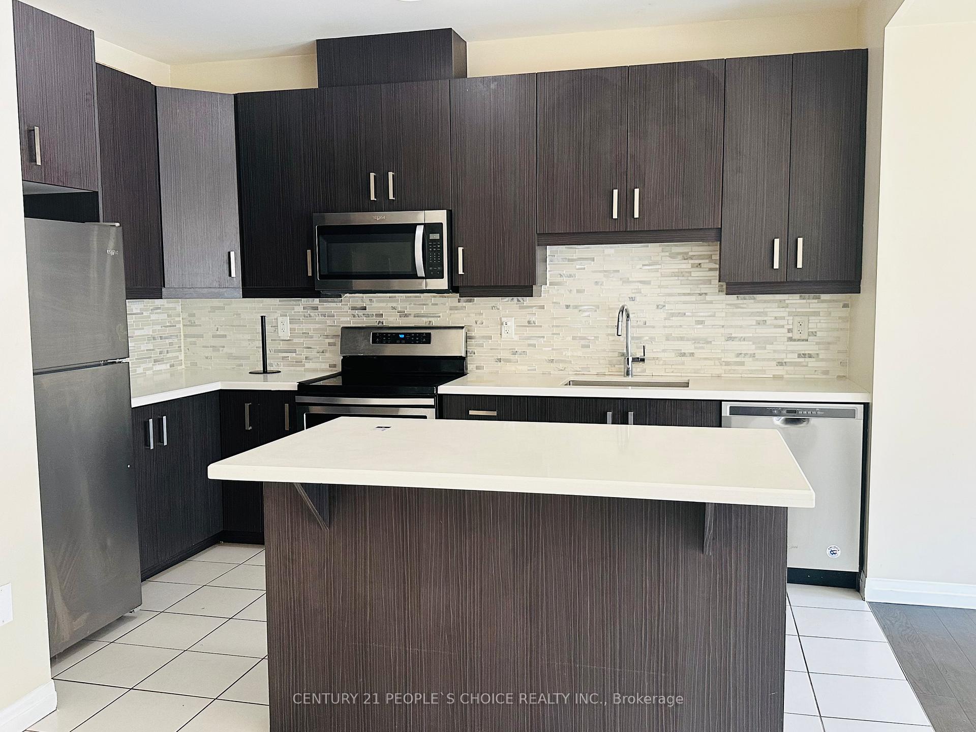 Photo 2 of 7 Greenwich Avenue, Hamilton, Stoney Creek Mountain — HOMEH