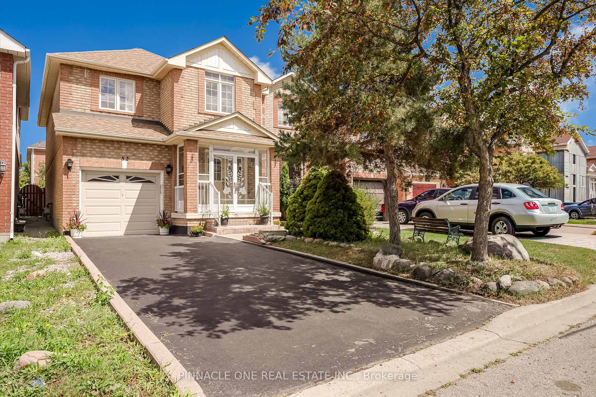 Photo 2 of 52 Vogue Street, Markham, Rouge River Estates — HOMEH