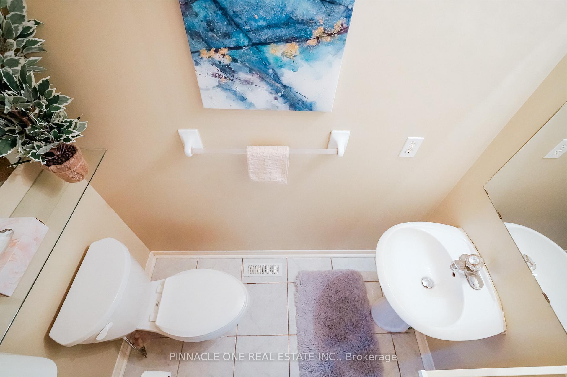 Photo 6 of 52 Vogue Street, Markham, Rouge River Estates — HOMEH