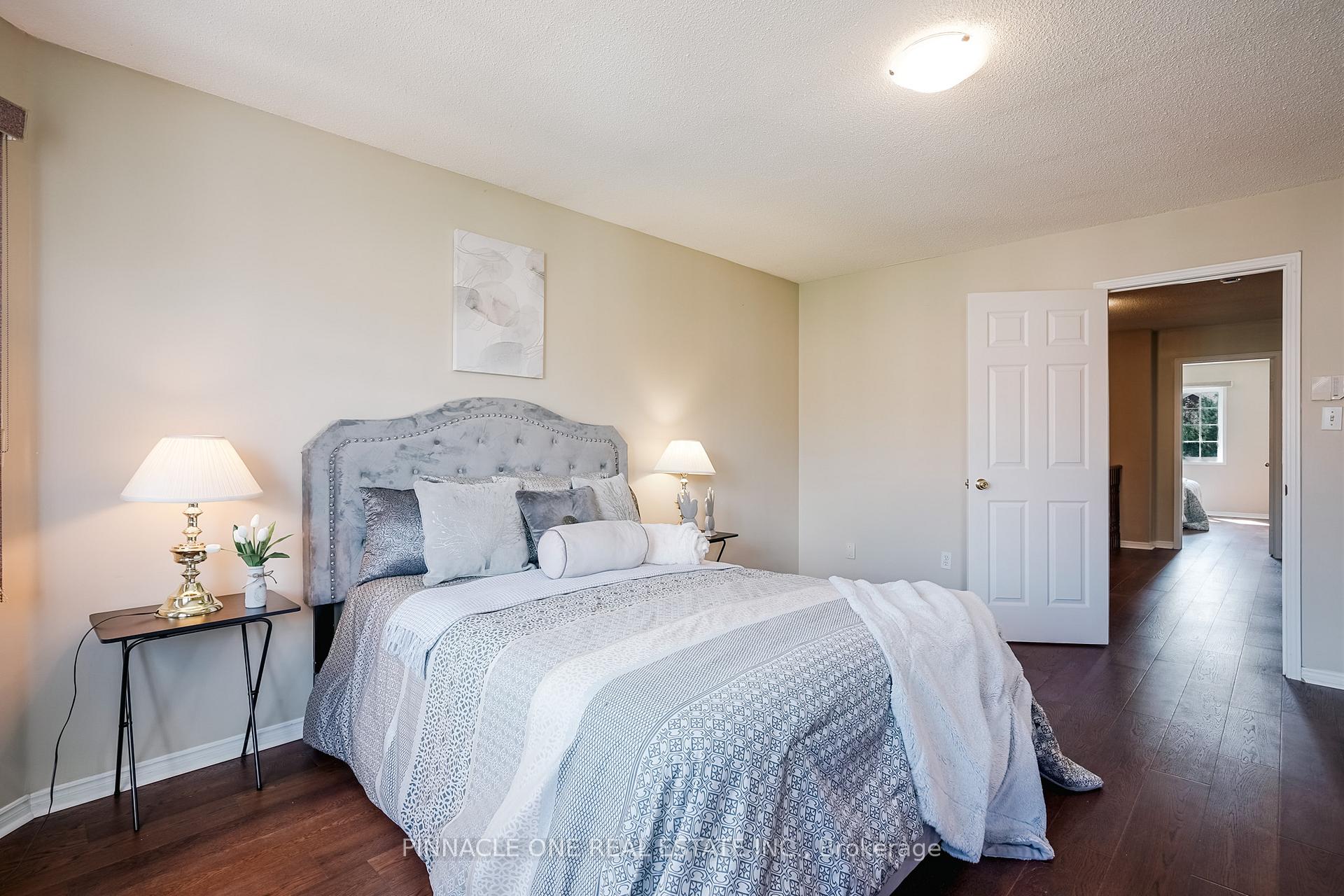 Photo 15 of 52 Vogue Street, Markham, Rouge River Estates — HOMEH