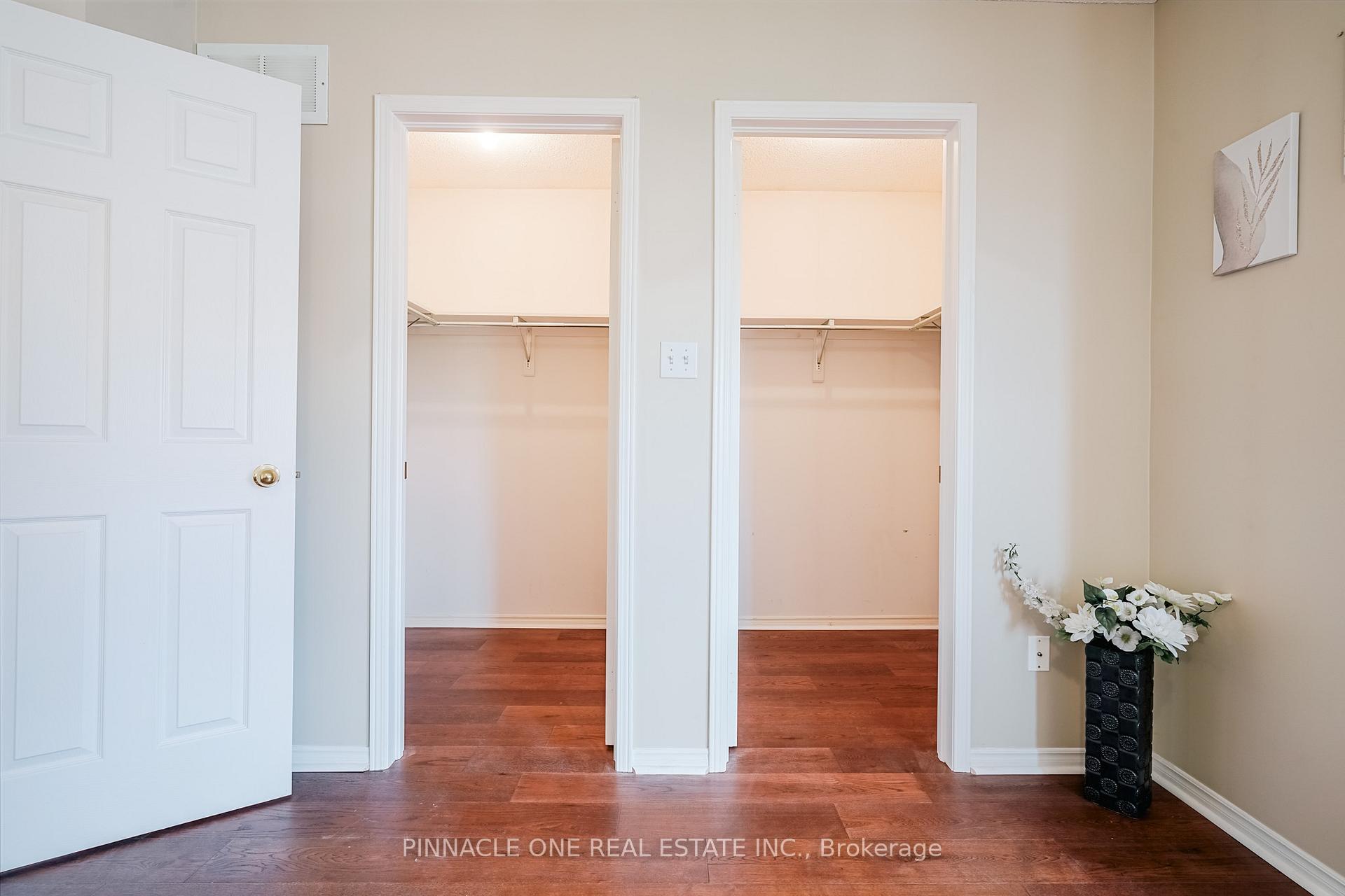 Photo 16 of 52 Vogue Street, Markham, Rouge River Estates — HOMEH