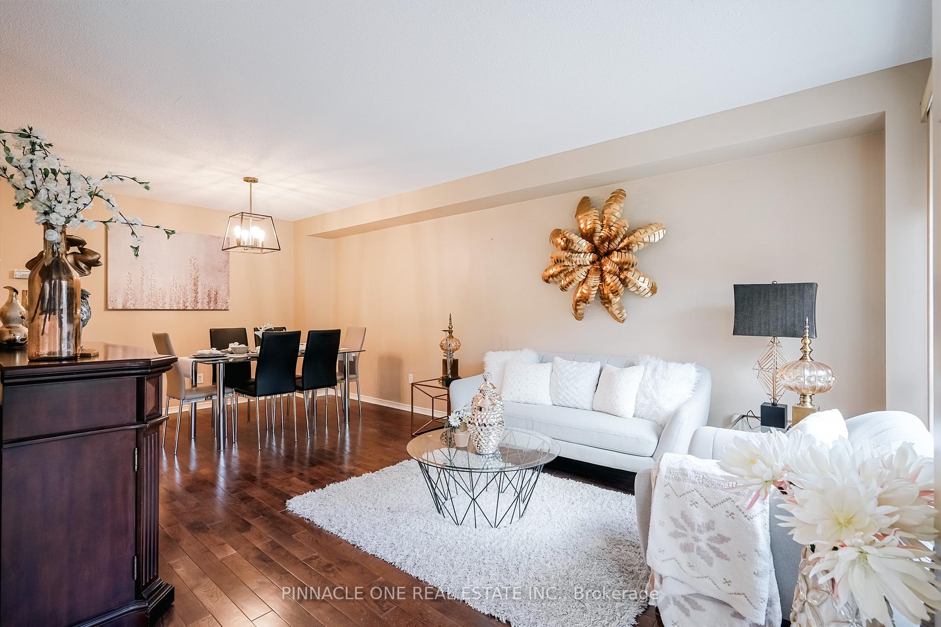 Photo 26 of 52 Vogue Street, Markham, Rouge River Estates — HOMEH