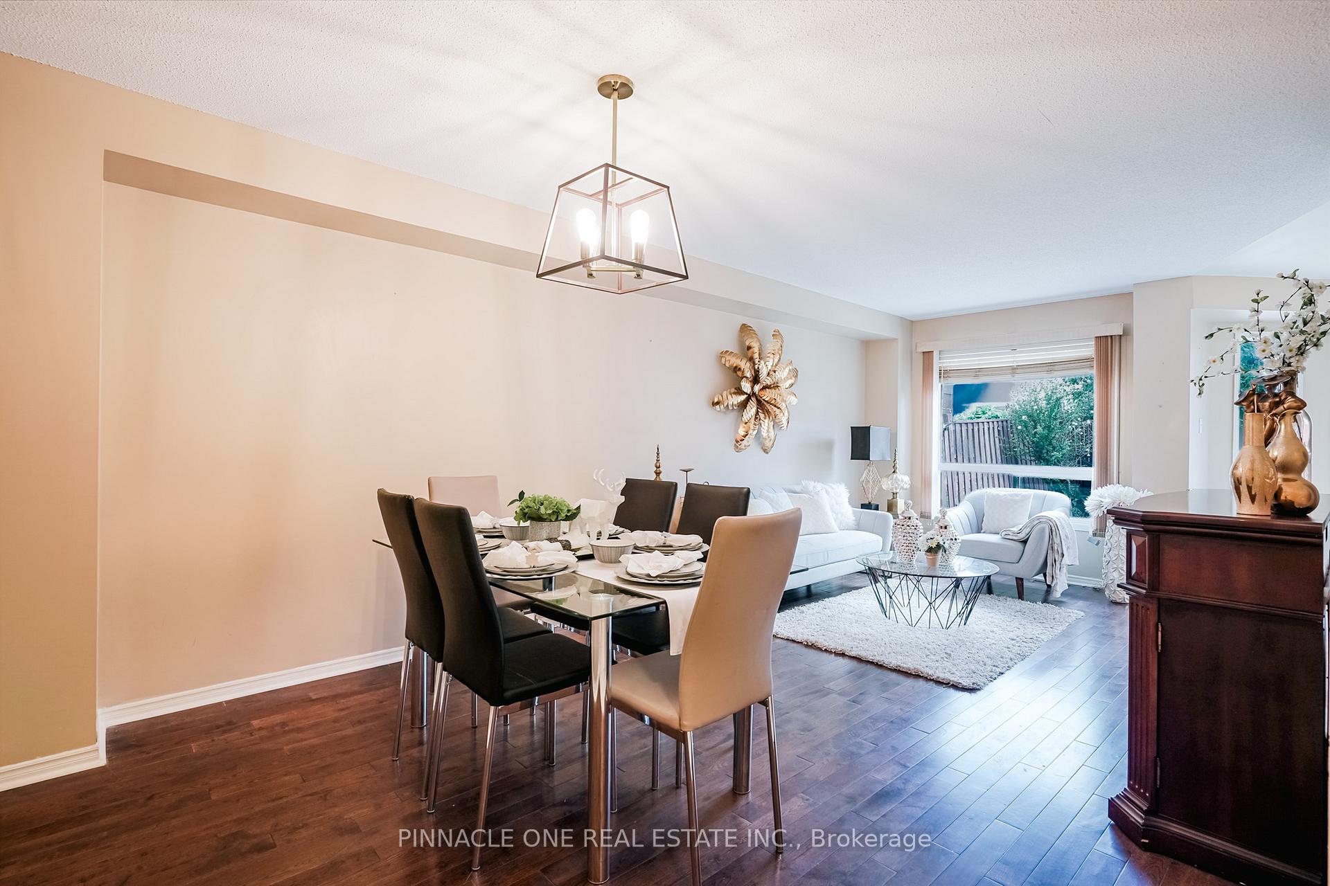 Photo 30 of 52 Vogue Street, Markham, Rouge River Estates — HOMEH