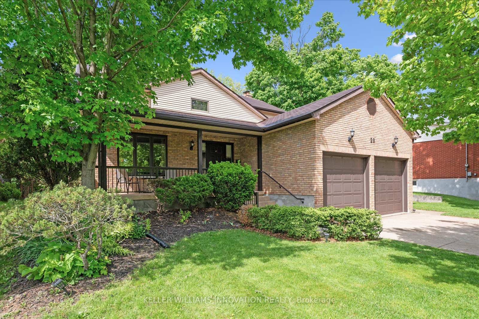 Photo 1 of 29 Hillcrest Lane, Kitchener — HOMEH