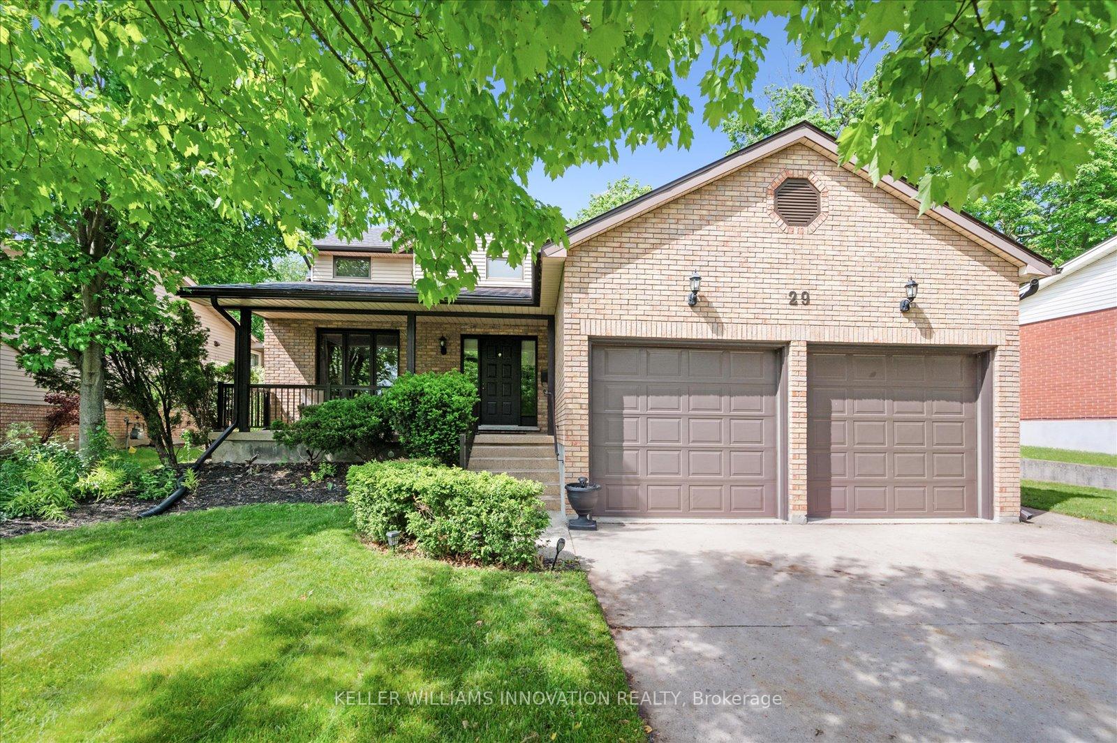 Photo 2 of 29 Hillcrest Lane, Kitchener — HOMEH