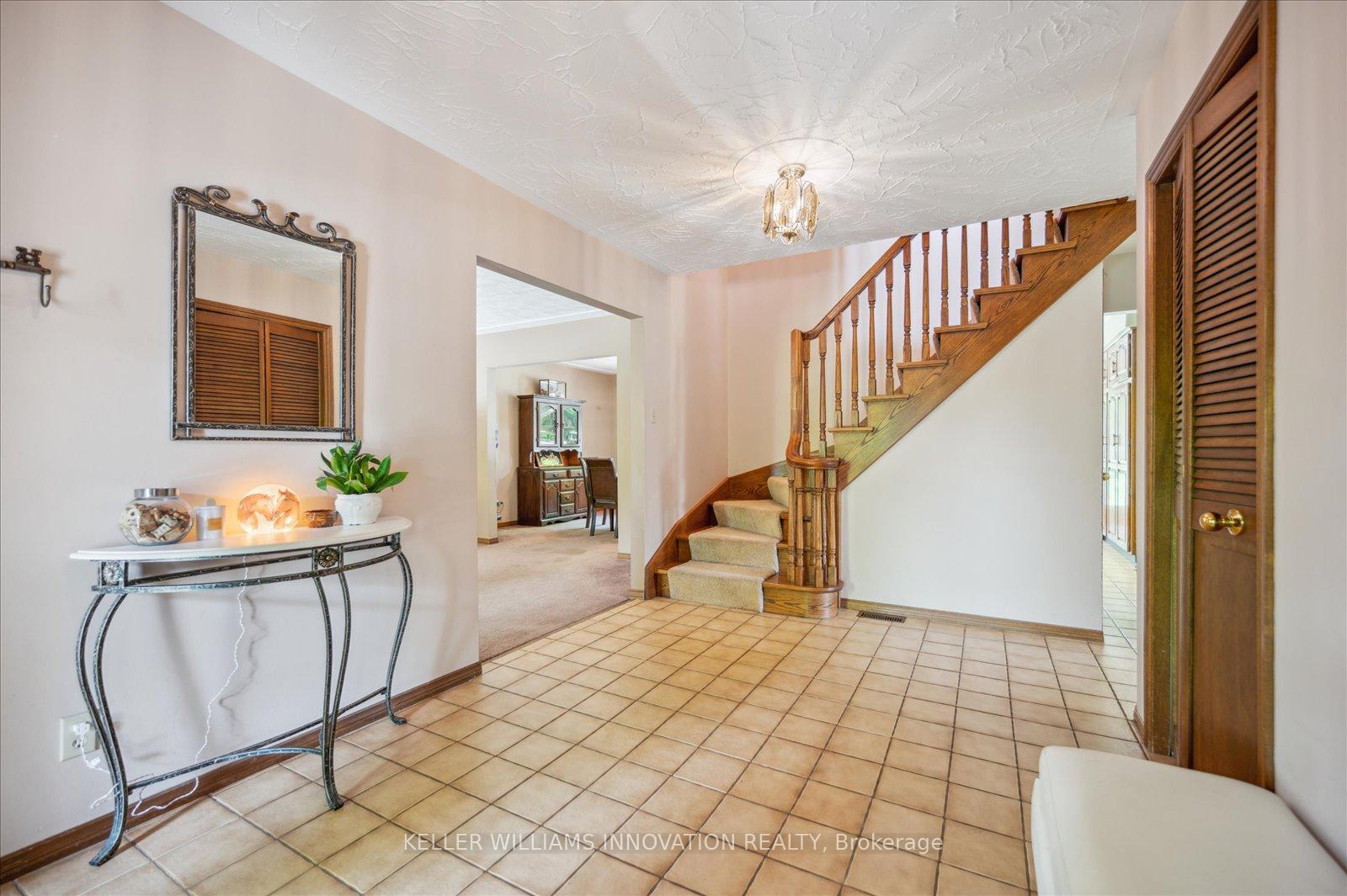 Photo 8 of 29 Hillcrest Lane, Kitchener — HOMEH