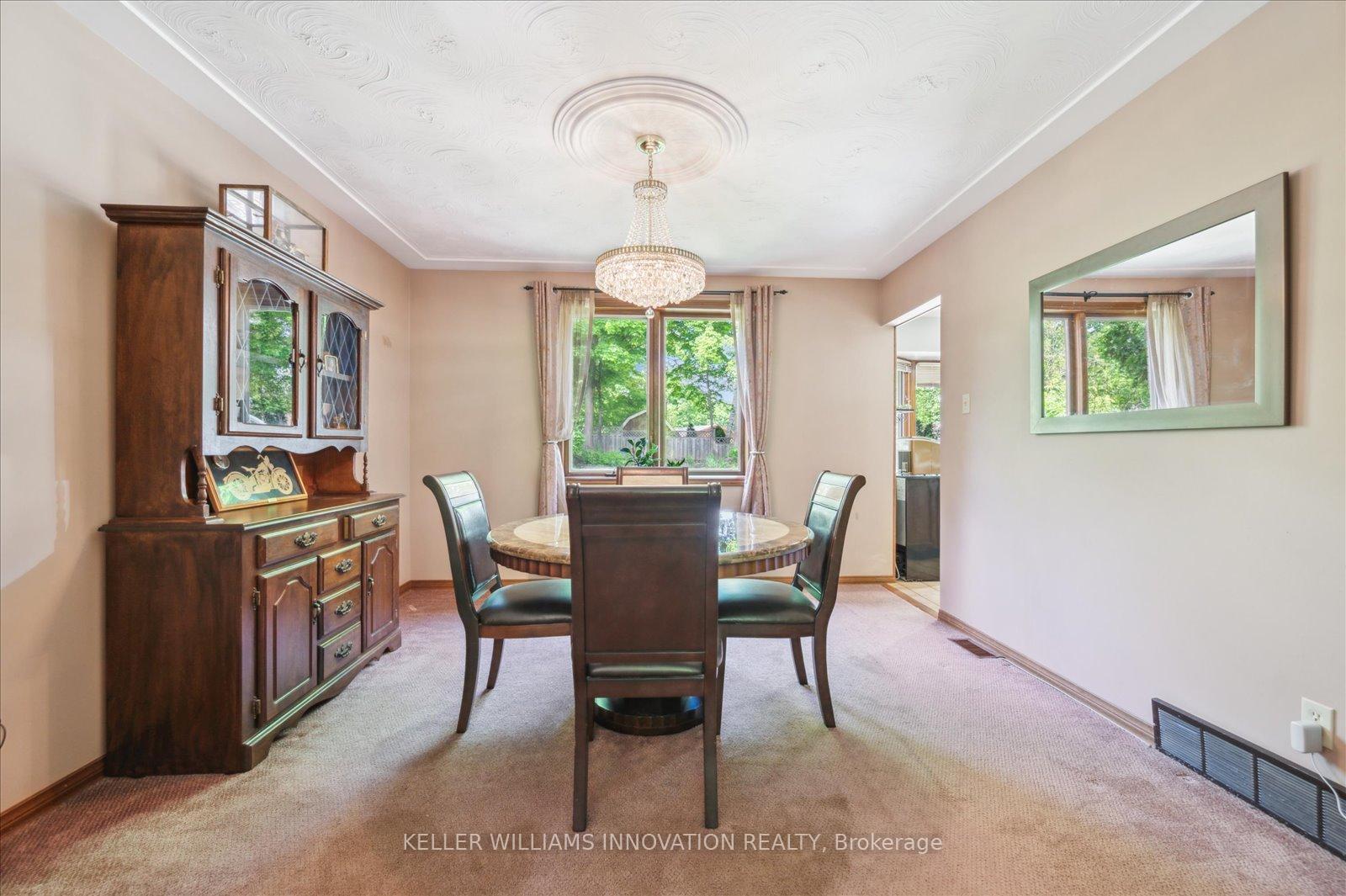 Photo 12 of 29 Hillcrest Lane, Kitchener — HOMEH