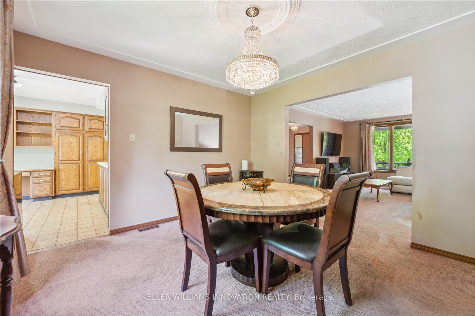 Photo 13 of 29 Hillcrest Lane, Kitchener — HOMEH