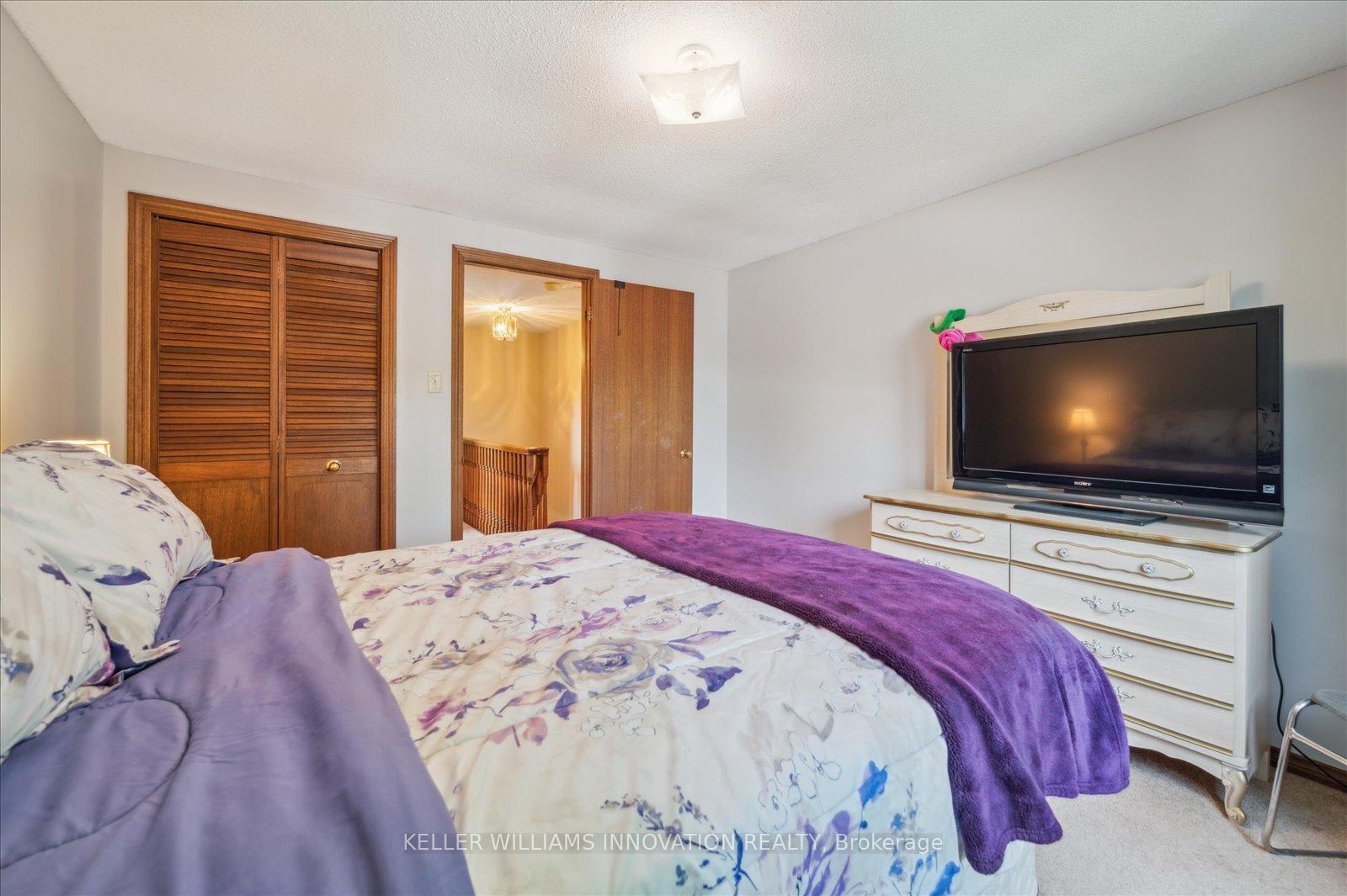 Photo 30 of 29 Hillcrest Lane, Kitchener — HOMEH