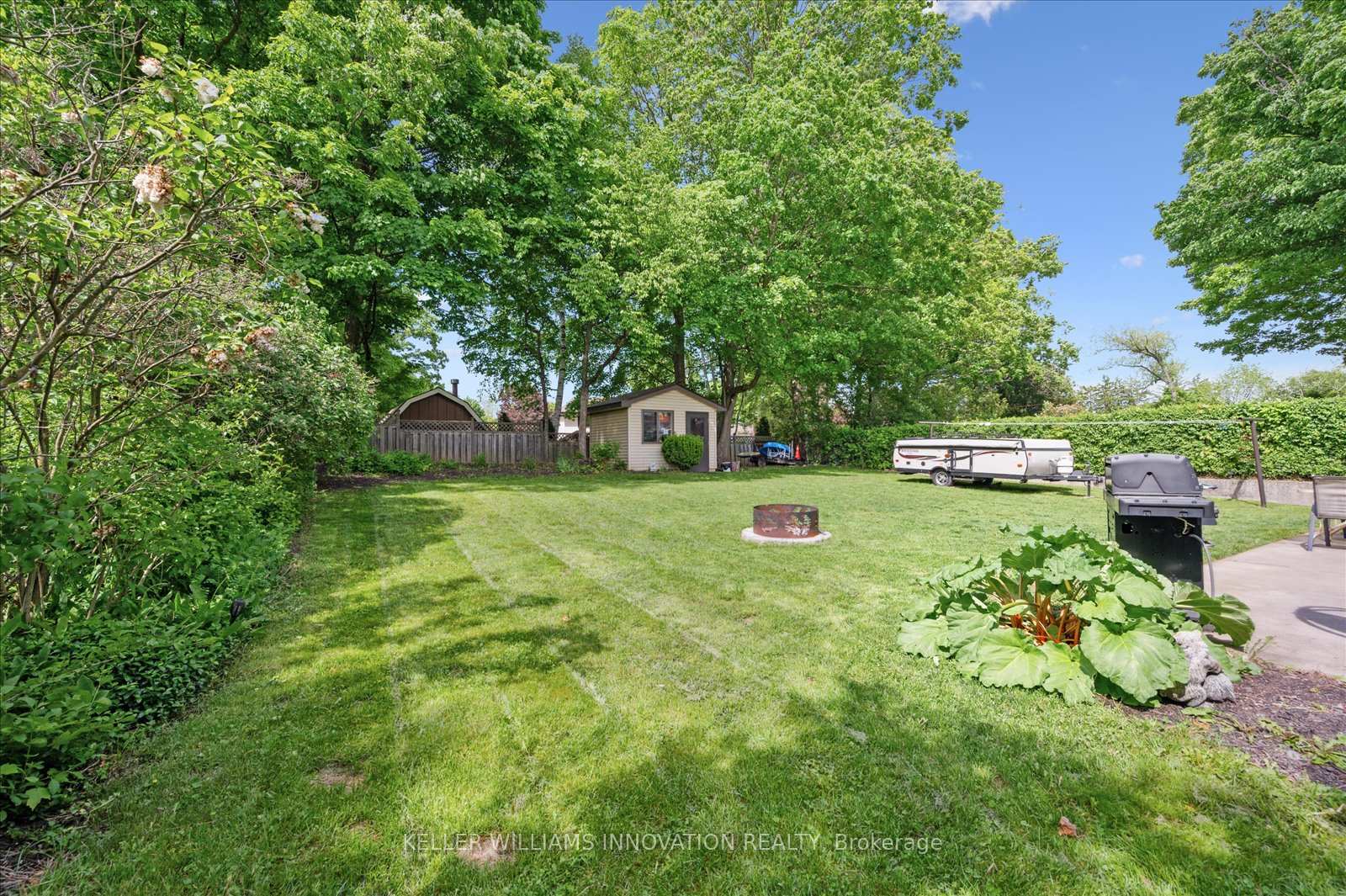 Photo 37 of 29 Hillcrest Lane, Kitchener — HOMEH