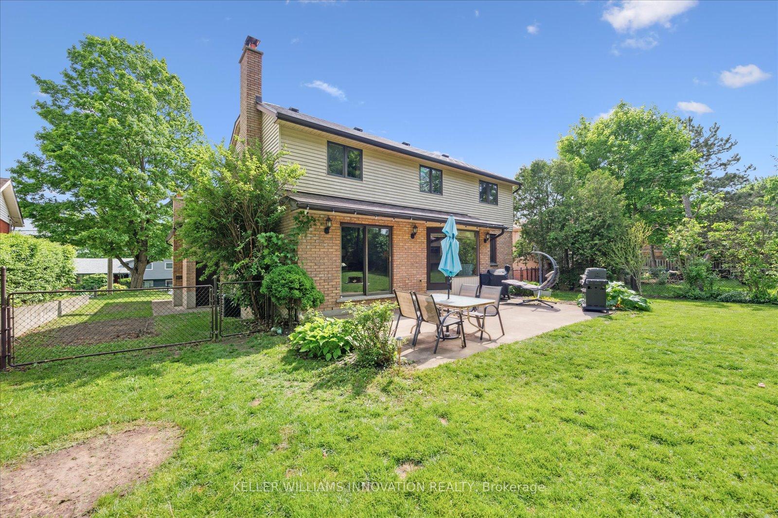 Photo 38 of 29 Hillcrest Lane, Kitchener — HOMEH