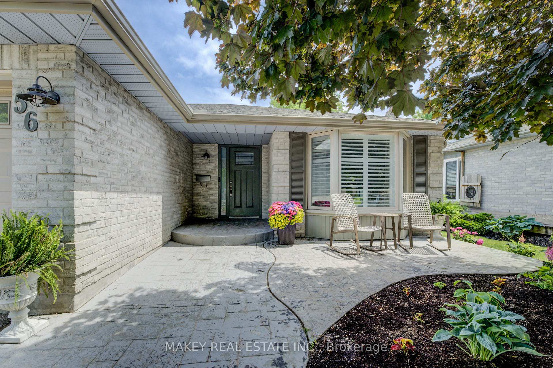 Photo 2 of 56 Kilkerran Crescent, Kitchener — HOMEH