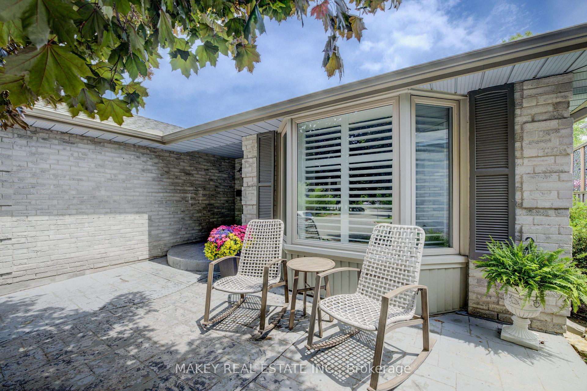 Photo 4 of 56 Kilkerran Crescent, Kitchener — HOMEH