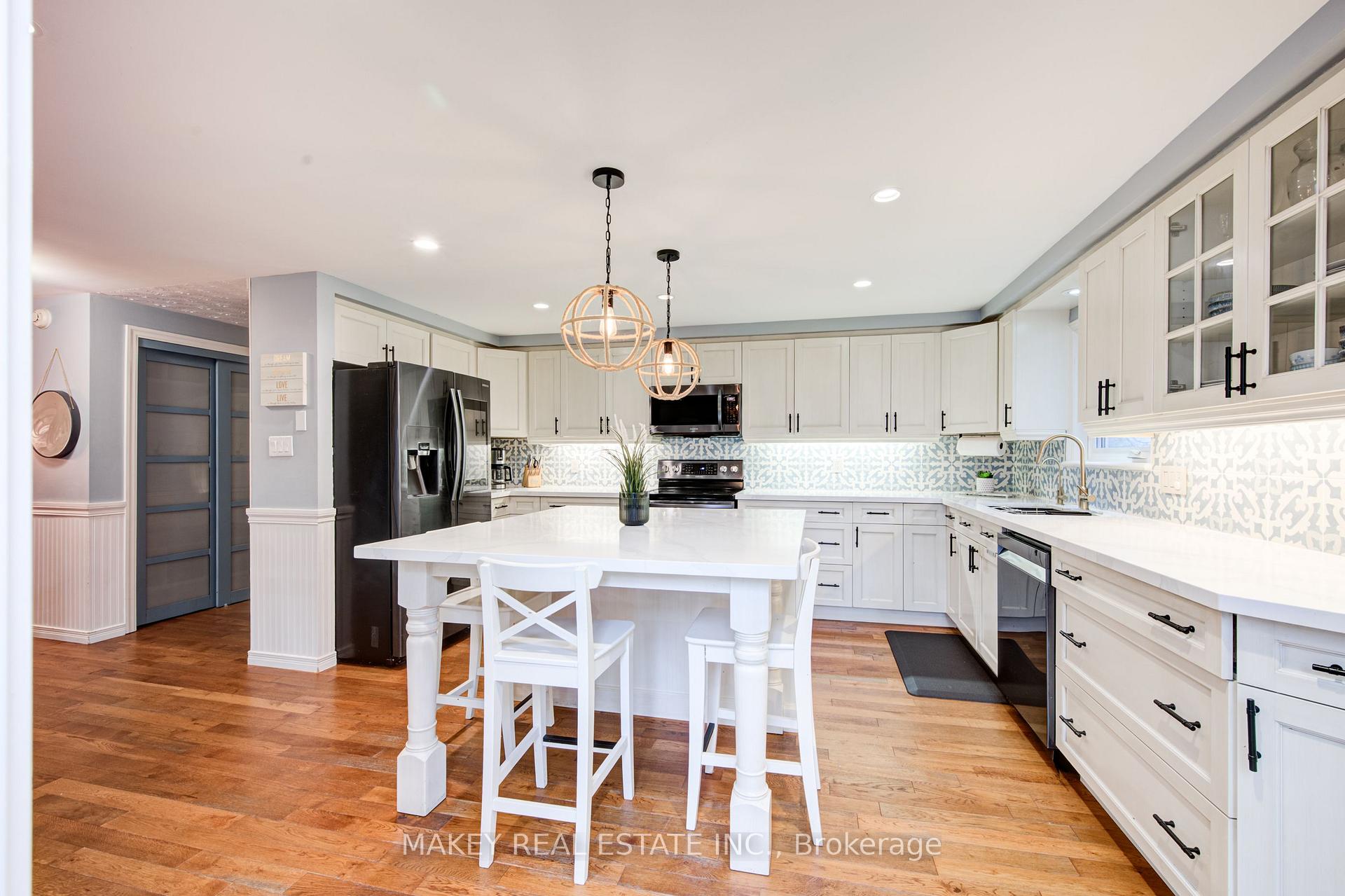 Photo 14 of 56 Kilkerran Crescent, Kitchener — HOMEH