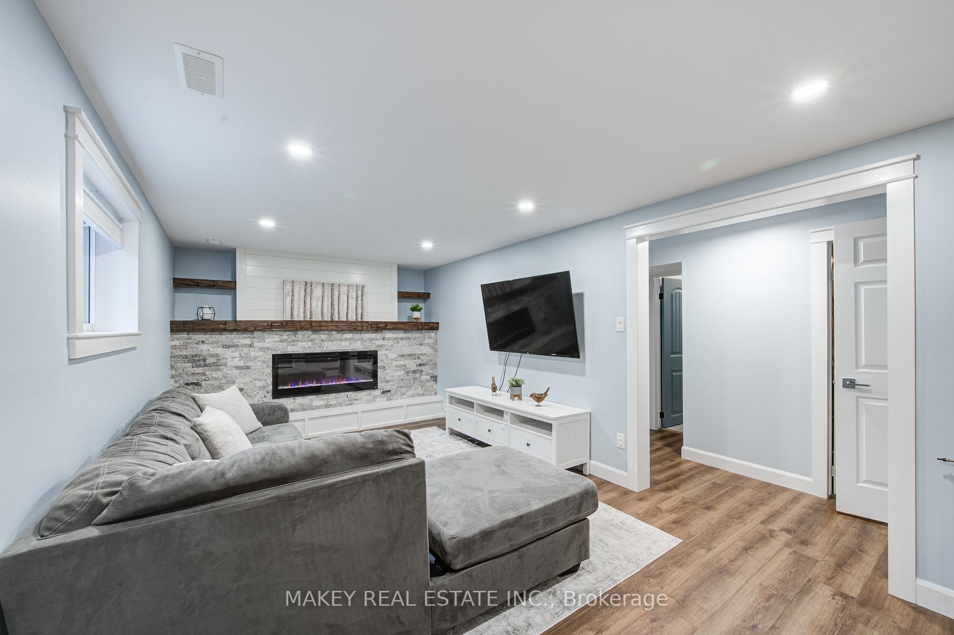 Photo 28 of 56 Kilkerran Crescent, Kitchener — HOMEH