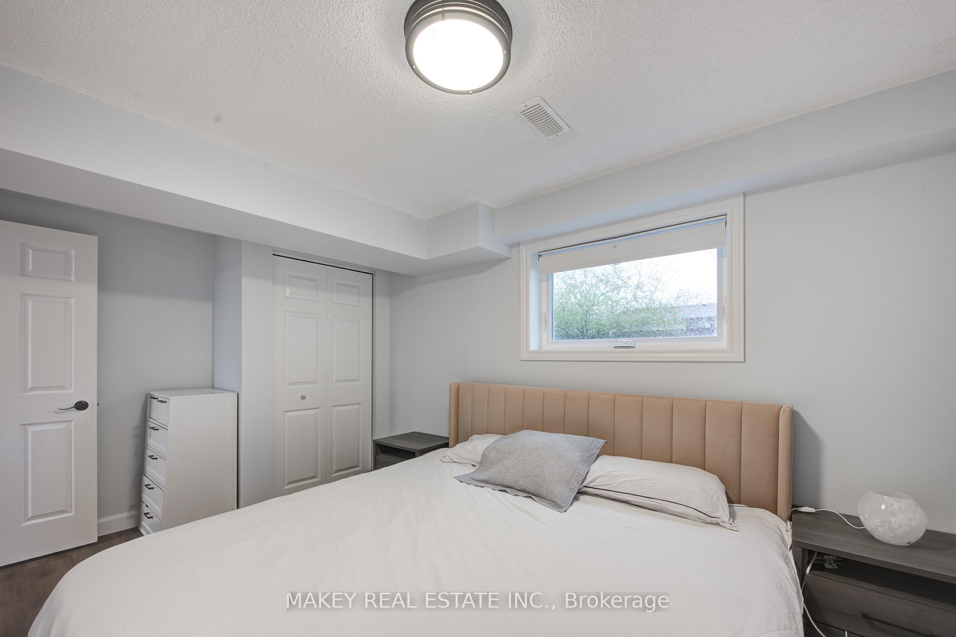 Photo 32 of 56 Kilkerran Crescent, Kitchener — HOMEH