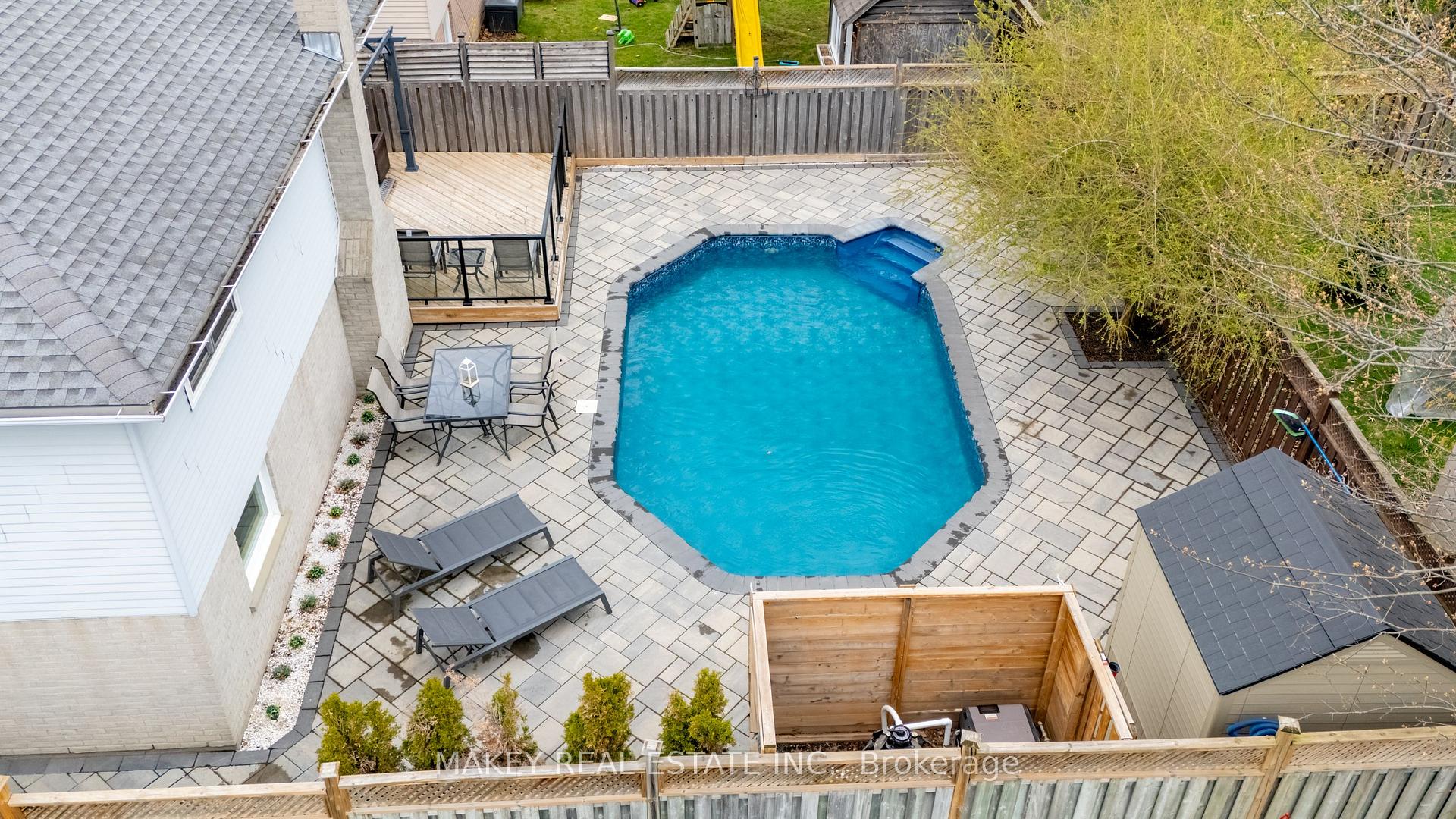 Photo 41 of 56 Kilkerran Crescent, Kitchener — HOMEH