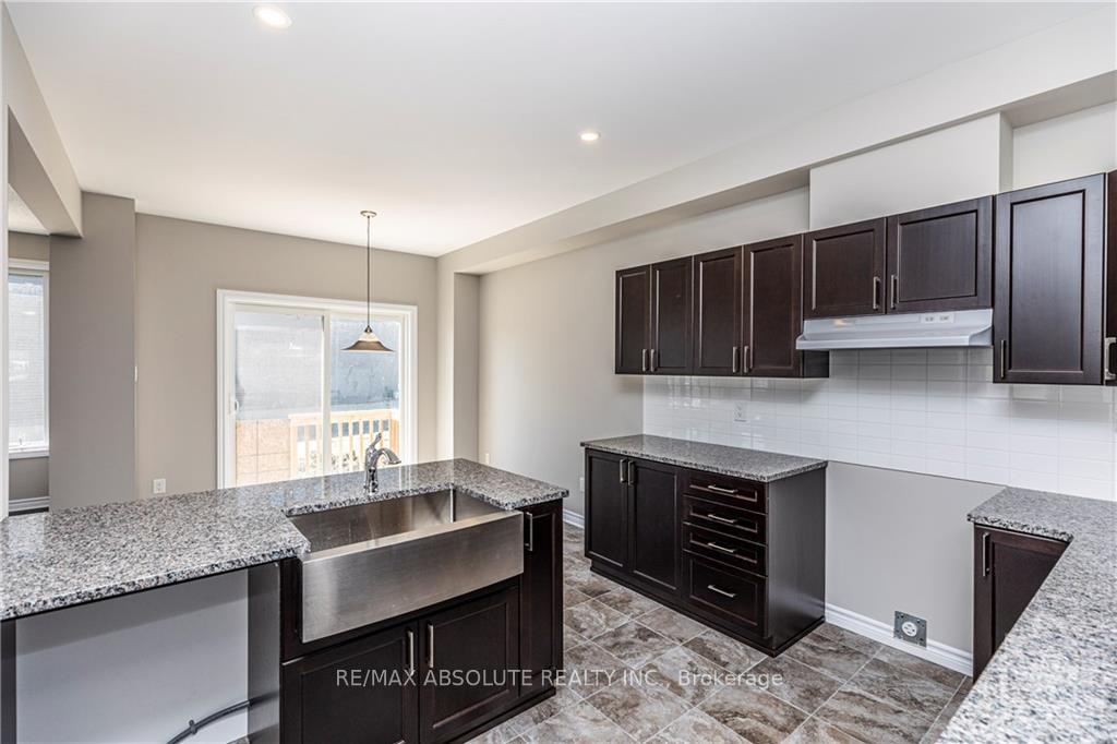 Photo 6 of 574 Cope Drive, Ottawa, Kanata - Emerald Meadows/Trailwest — HOMEH