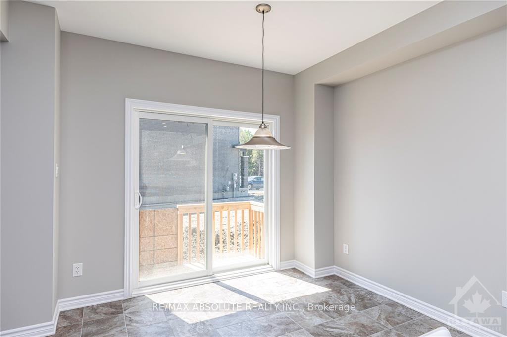 Photo 8 of 574 Cope Drive, Ottawa, Kanata - Emerald Meadows/Trailwest — HOMEH