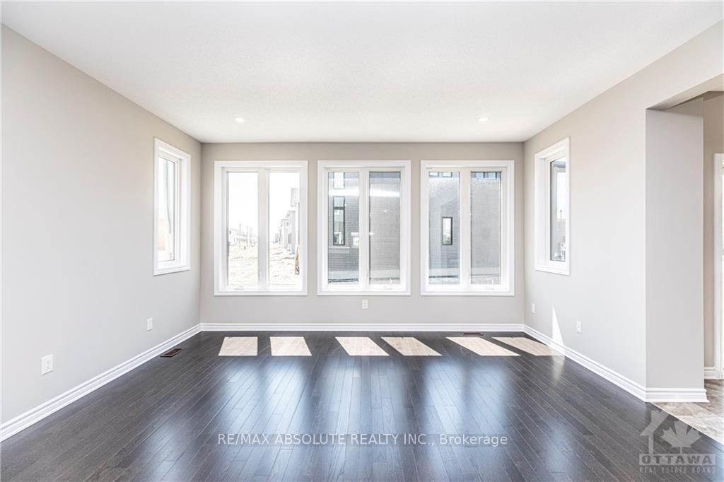 Photo 15 of 574 Cope Drive, Ottawa, Kanata - Emerald Meadows/Trailwest — HOMEH