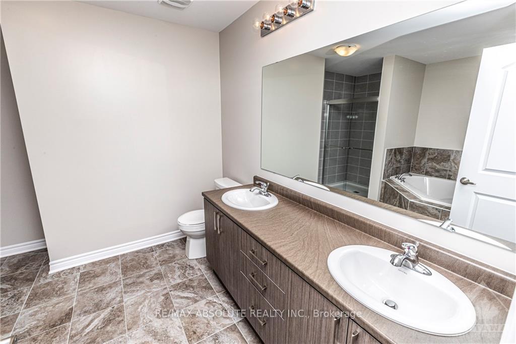 Photo 22 of 574 Cope Drive, Ottawa, Kanata - Emerald Meadows/Trailwest — HOMEH