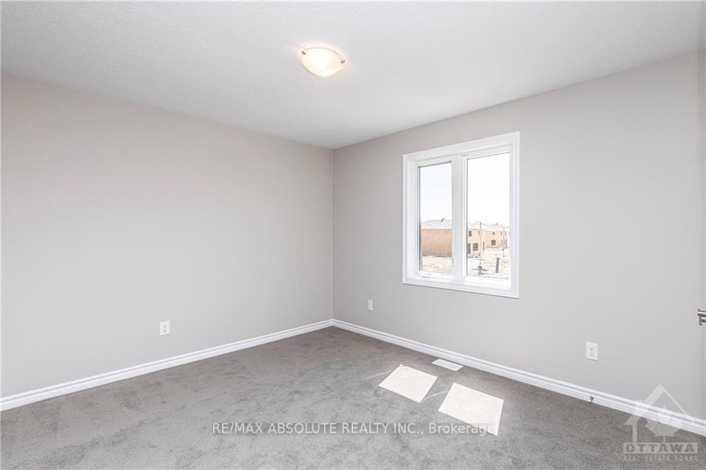 Photo 25 of 574 Cope Drive, Ottawa, Kanata - Emerald Meadows/Trailwest — HOMEH