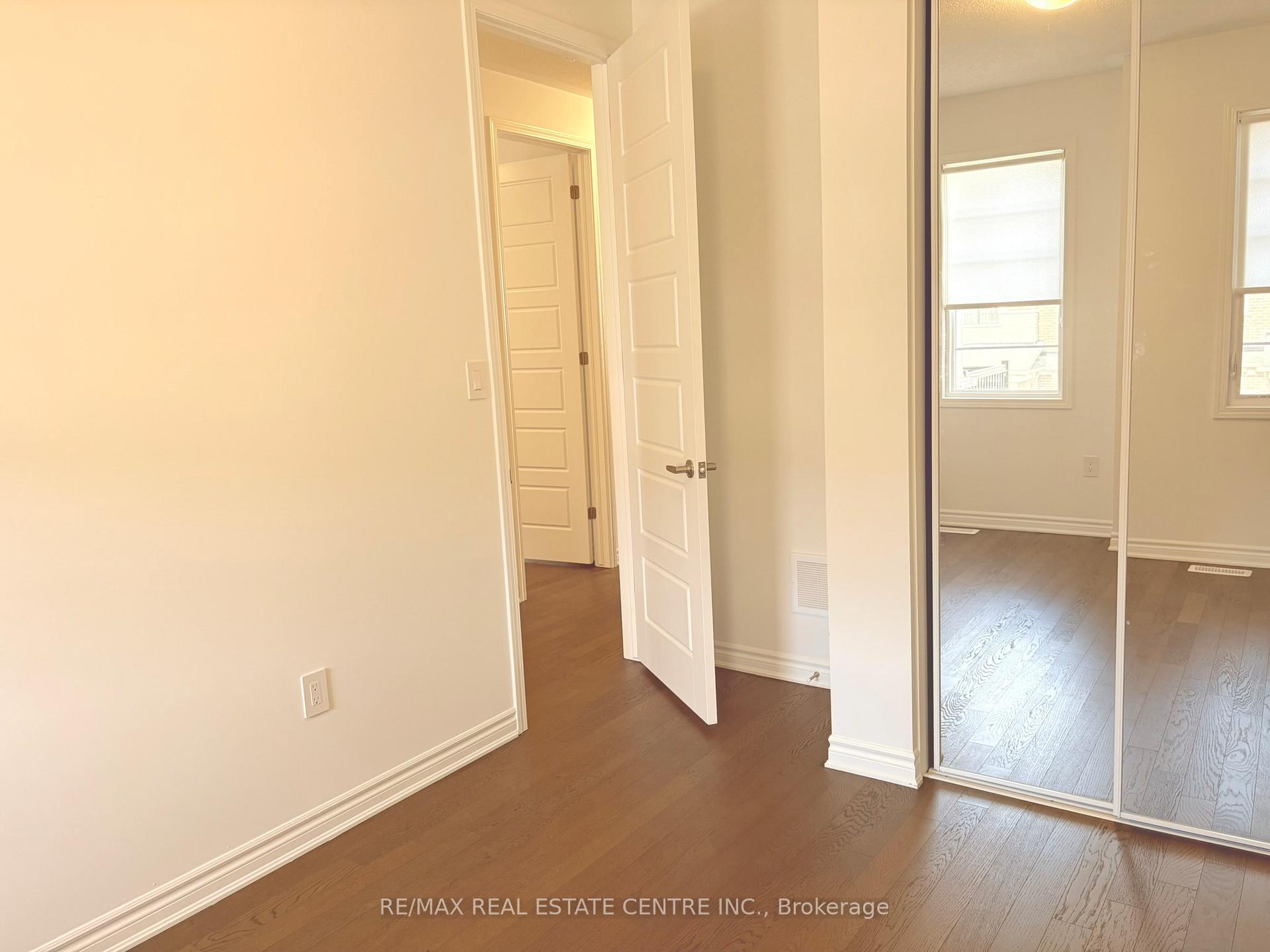 Photo 29 of 1166 Stirling Todd Terrace, Milton, Bowes — HOMEH