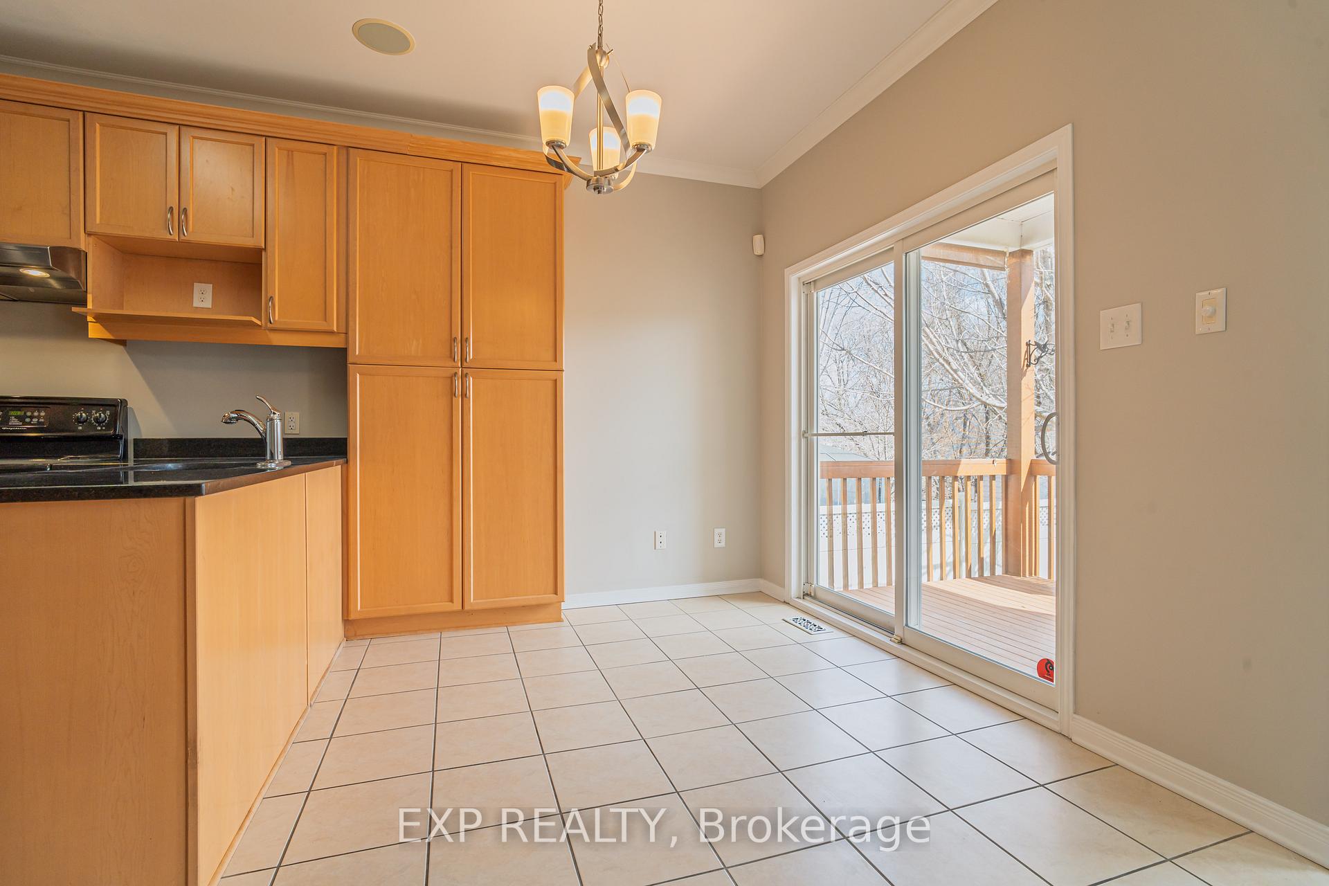 Photo 8 of 328 Maxwell Bridge Road, Ottawa, Kanata - Morgan's Grant/South March — HOMEH