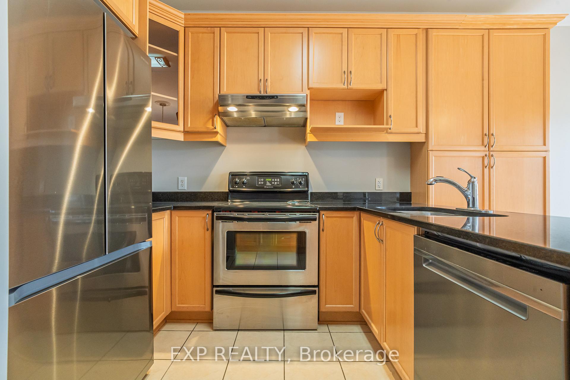 Photo 10 of 328 Maxwell Bridge Road, Ottawa, Kanata - Morgan's Grant/South March — HOMEH