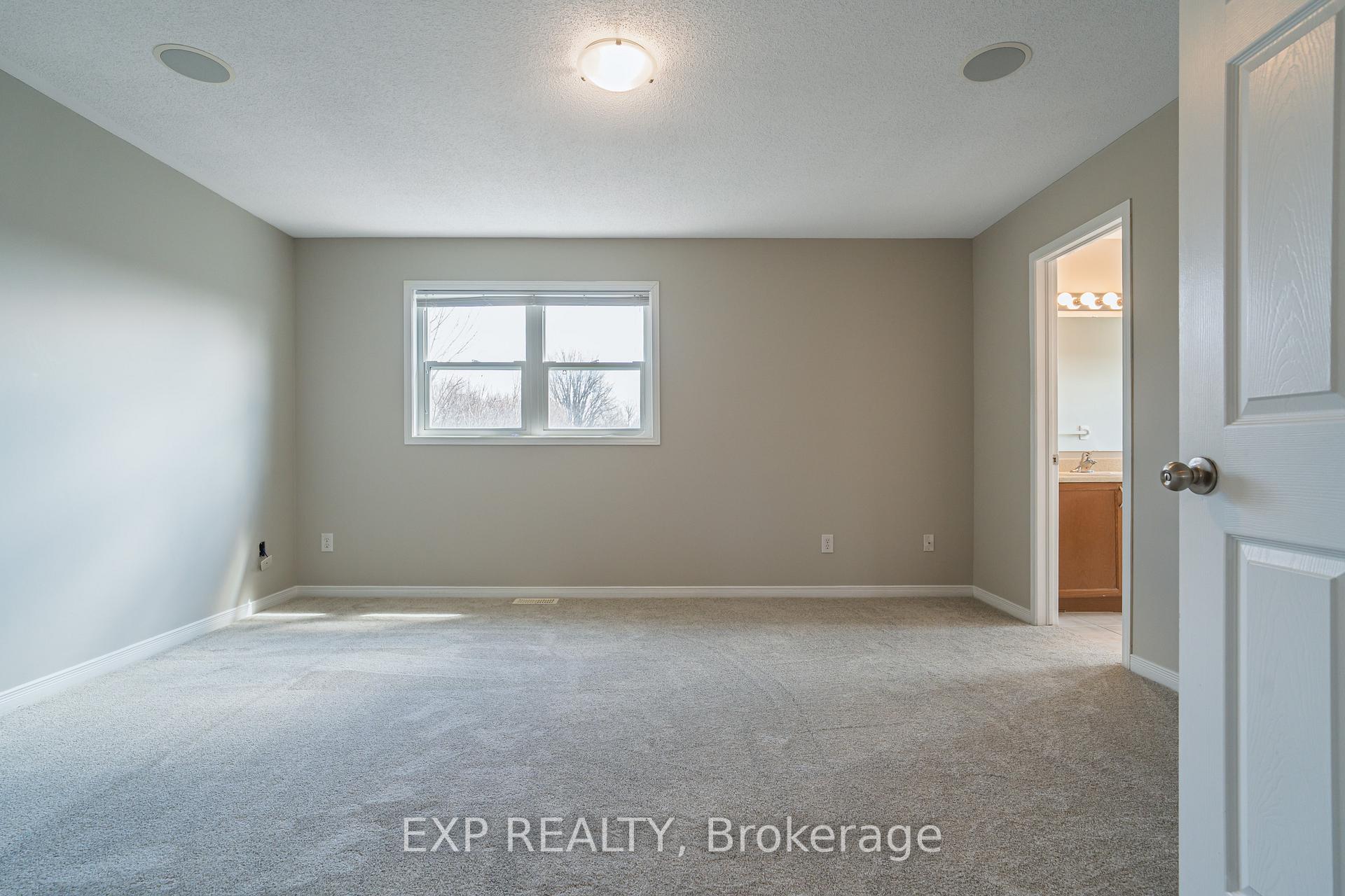 Photo 19 of 328 Maxwell Bridge Road, Ottawa, Kanata - Morgan's Grant/South March — HOMEH