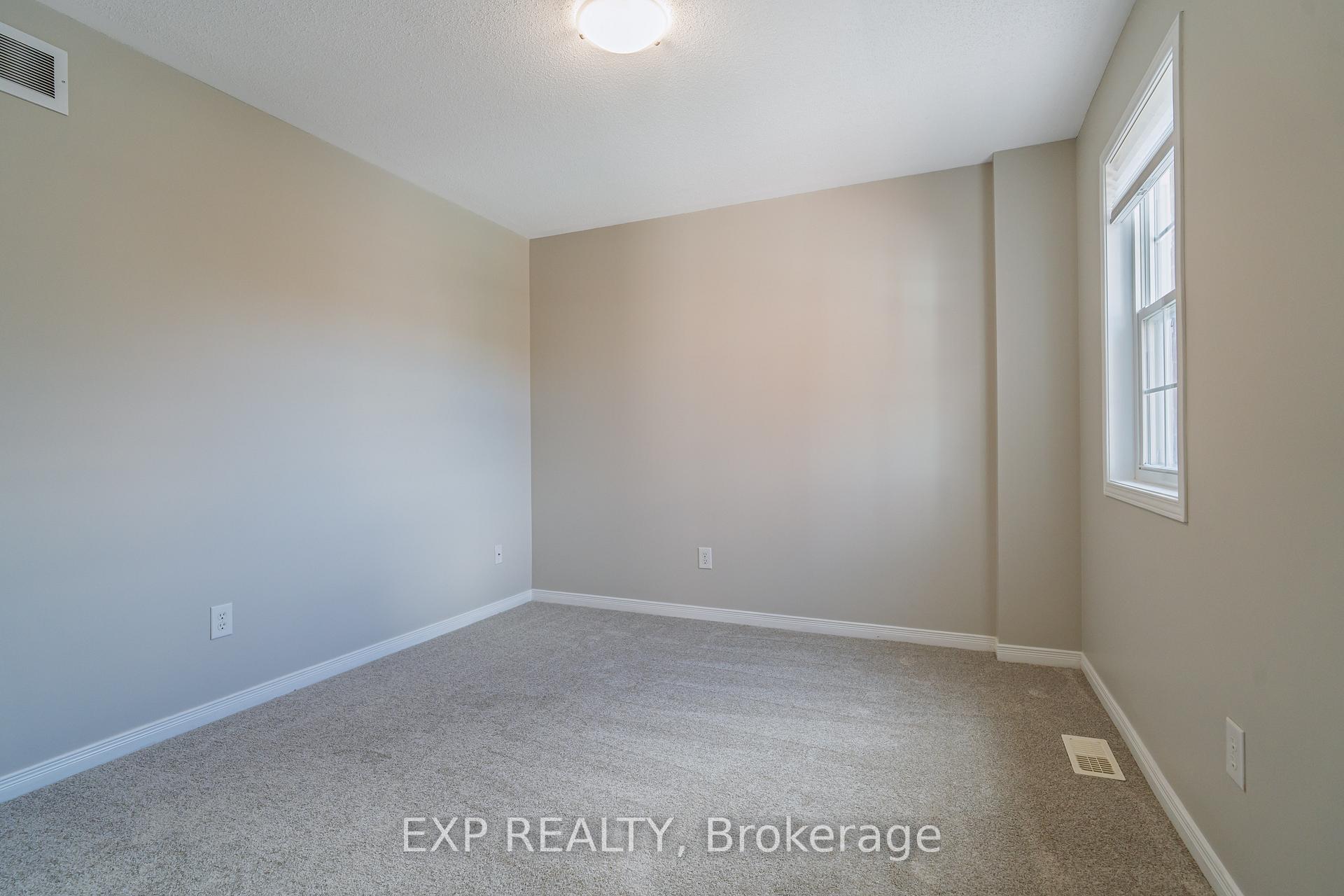 Photo 30 of 328 Maxwell Bridge Road, Ottawa, Kanata - Morgan's Grant/South March — HOMEH