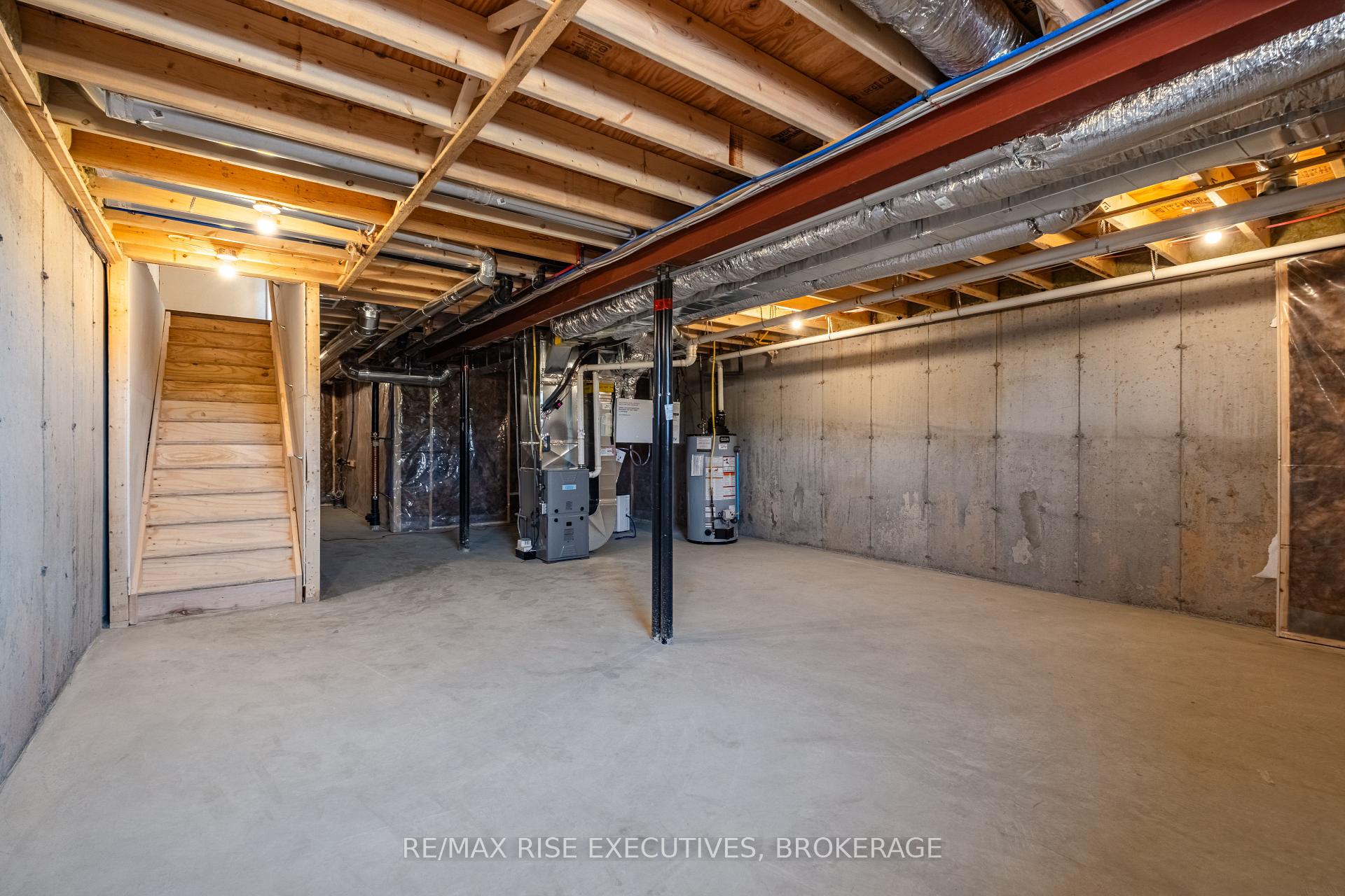 Photo 35 of 416 Buckthorn Drive, Kingston, City Northwest — HOMEH