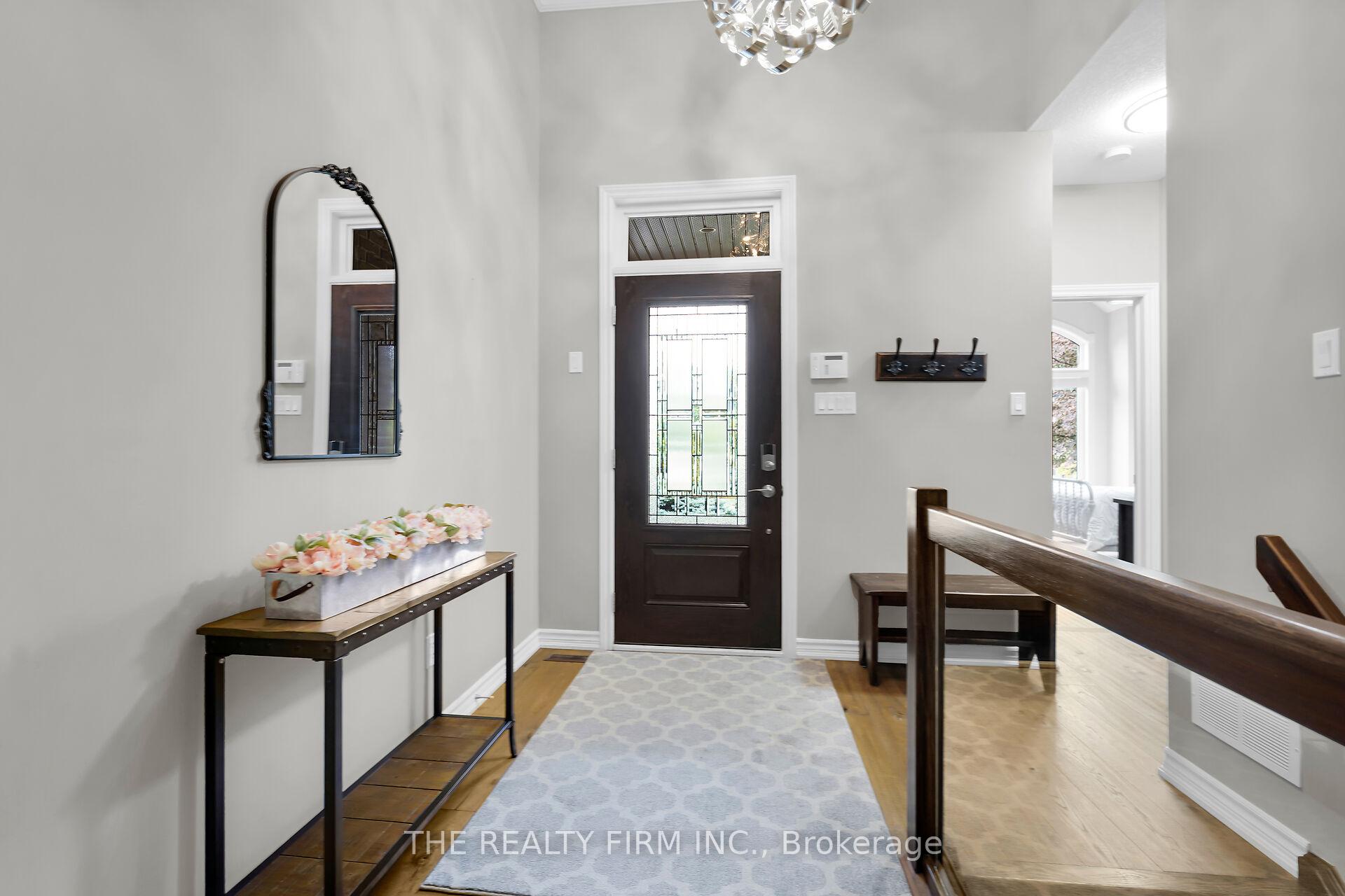 Photo 4 of 102 Prince Street, Middlesex Centre, Komoka — HOMEH
