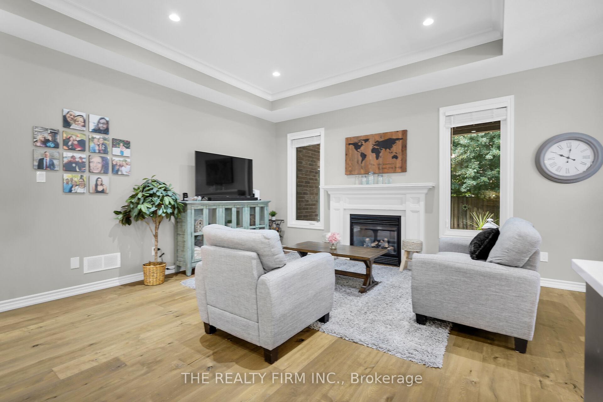 Photo 7 of 102 Prince Street, Middlesex Centre, Komoka — HOMEH