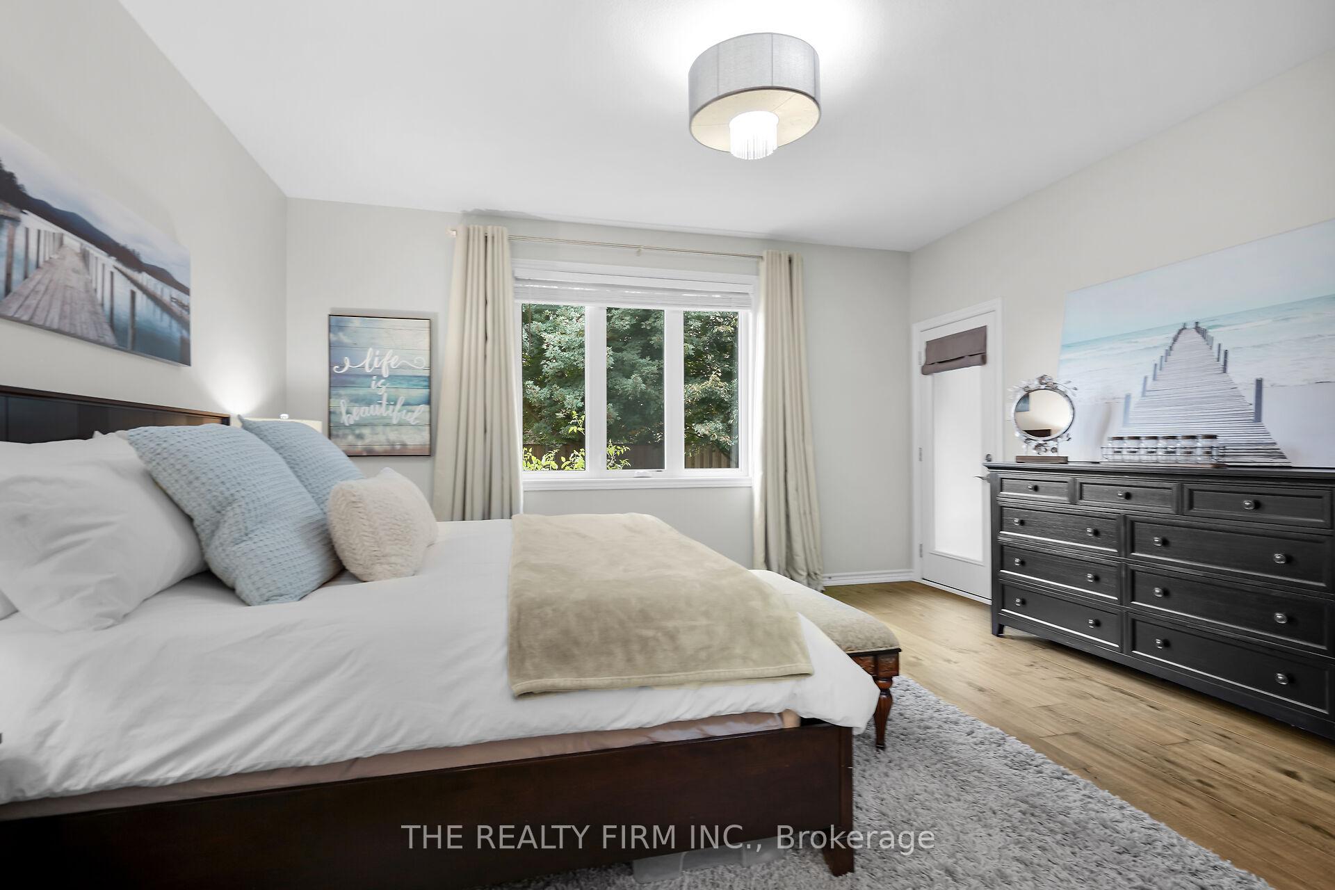 Photo 20 of 102 Prince Street, Middlesex Centre, Komoka — HOMEH