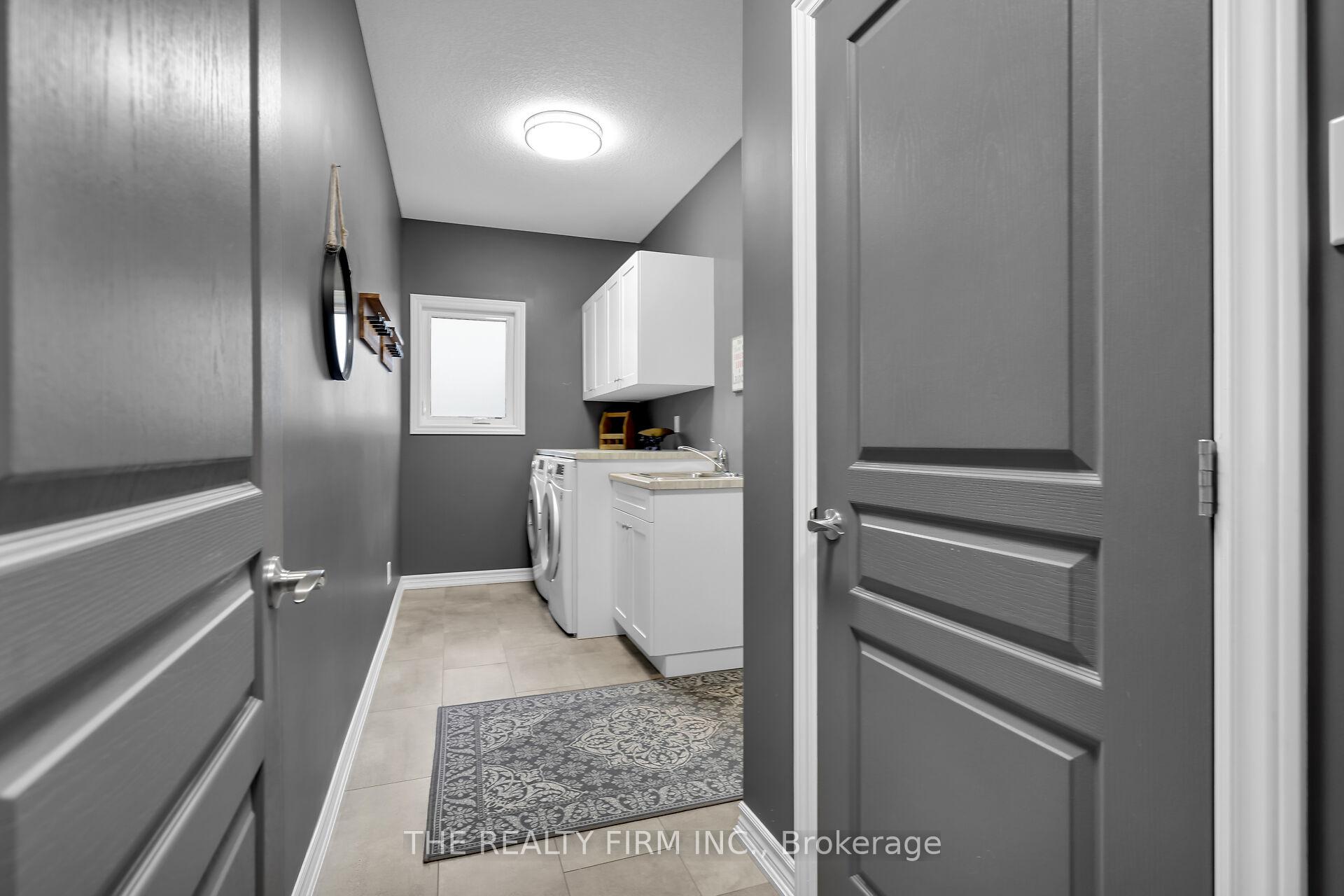 Photo 32 of 102 Prince Street, Middlesex Centre, Komoka — HOMEH